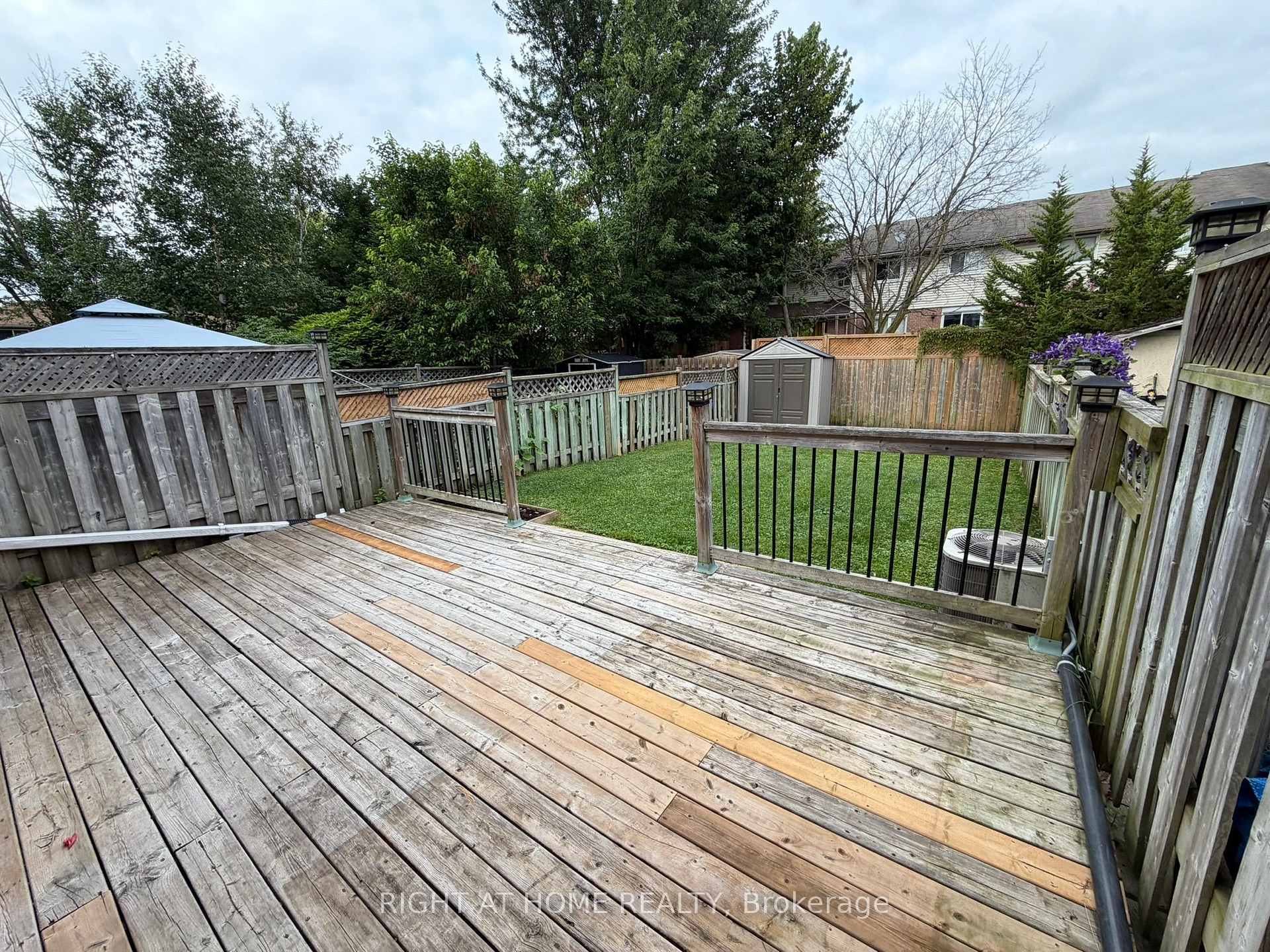 Photo 27 of 41 Edgemere Drive, Cambridge, Christopher-Champlain — HOMEH