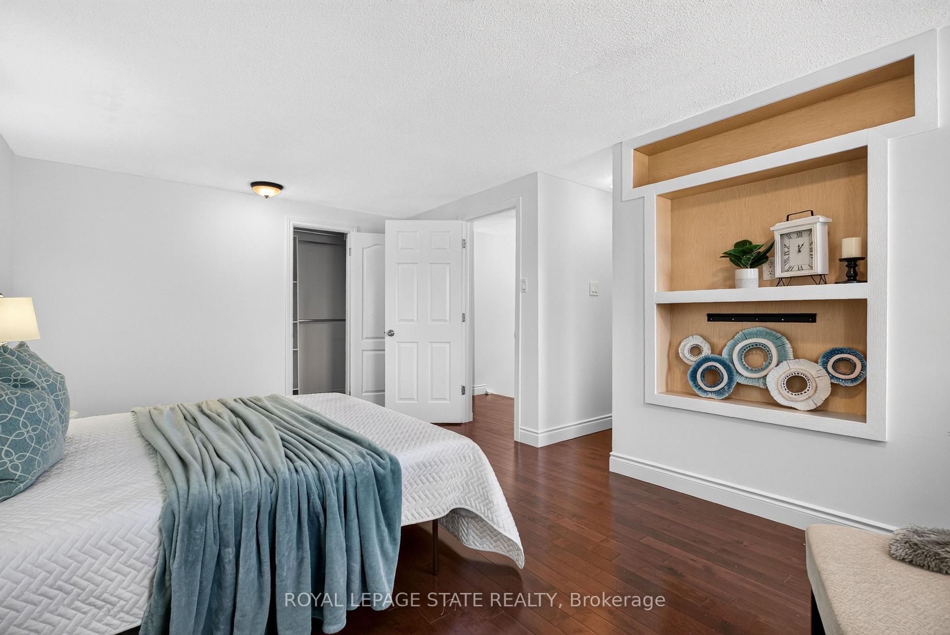 Photo 23 of 3631 Cherrington Crescent, Mississauga, Erin Mills — HOMEH