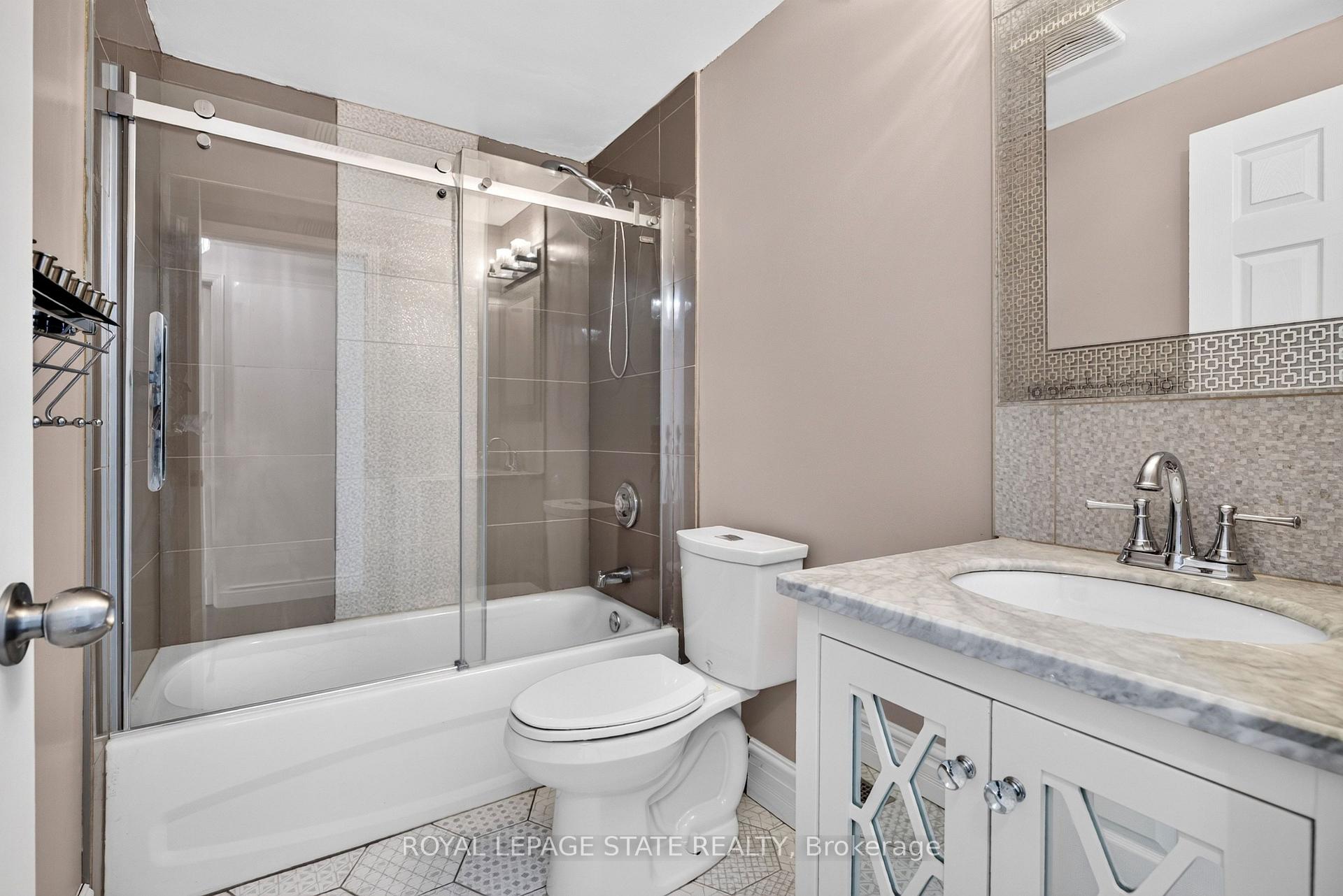 Photo 28 of 3631 Cherrington Crescent, Mississauga, Erin Mills — HOMEH