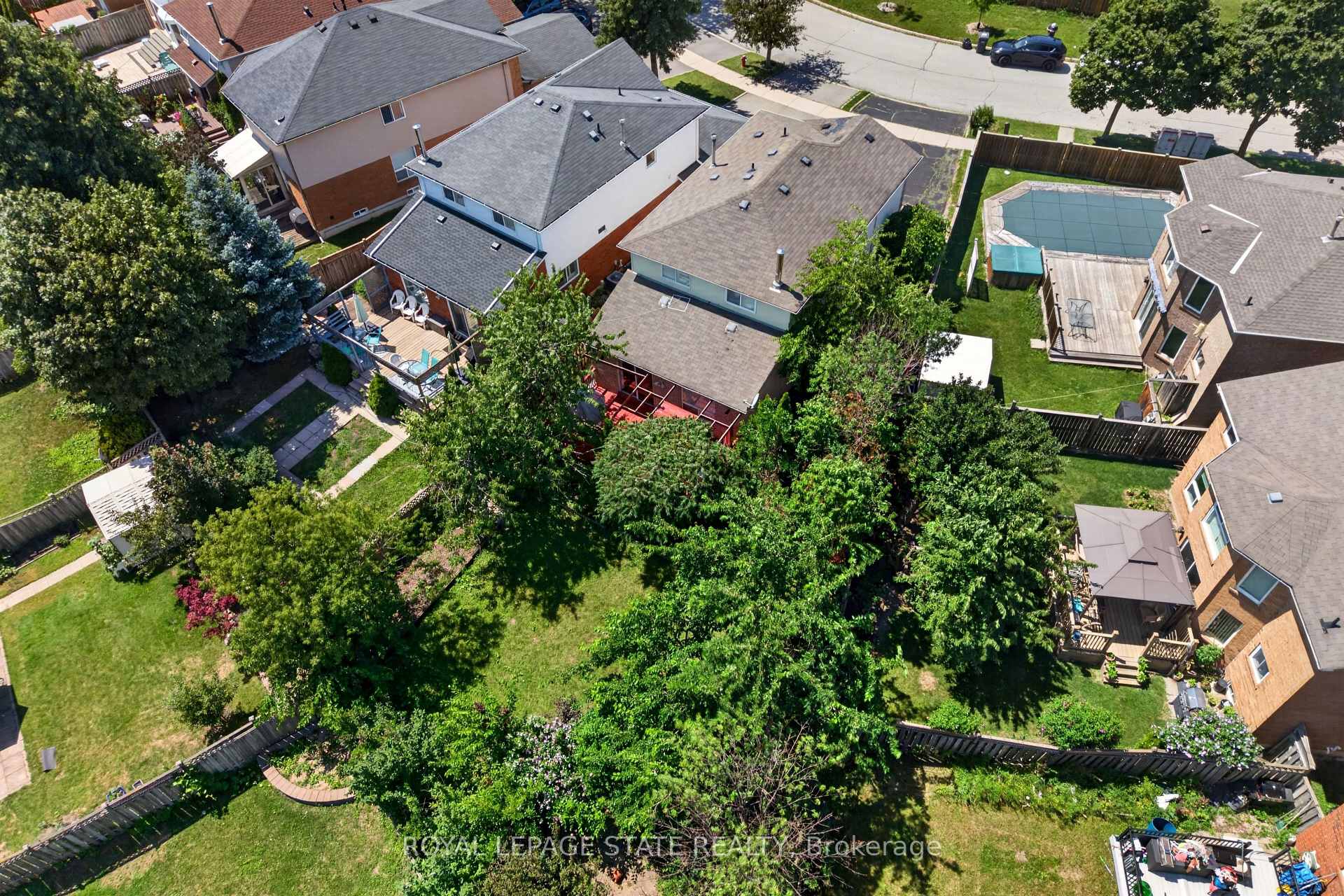 Photo 43 of 3631 Cherrington Crescent, Mississauga, Erin Mills — HOMEH