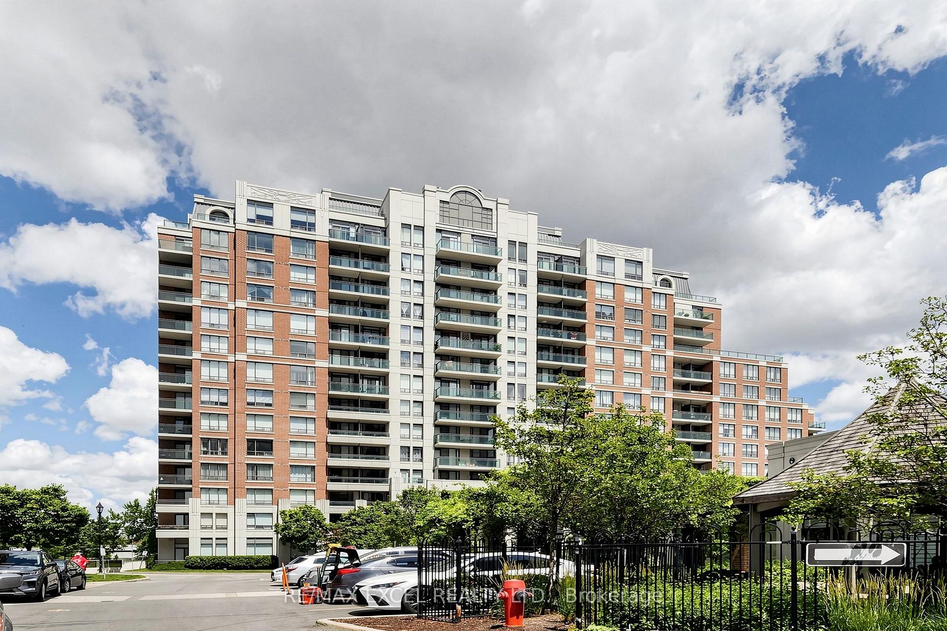 Front of Unit 508, 350 Red Maple Road