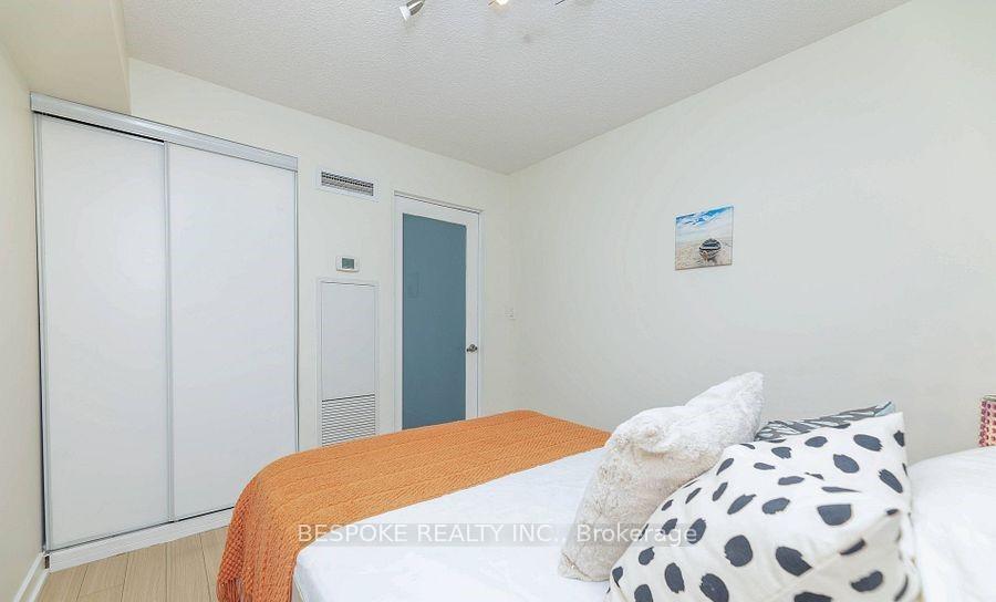 Photo 9 of Unit 520, 10 Capreol Court, Toronto, Waterfront Communities — HOMEH