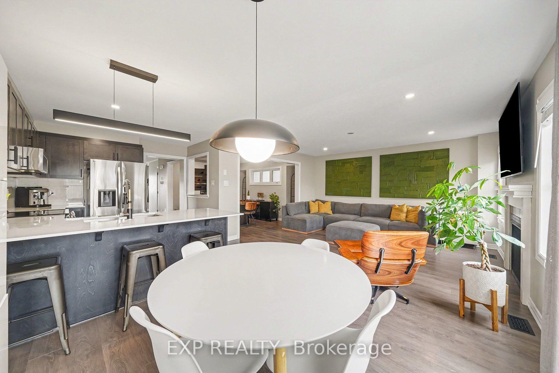 Photo 11 of 102 Burbot Street, Ottawa, Barrhaven - Half Moon Bay — HOMEH