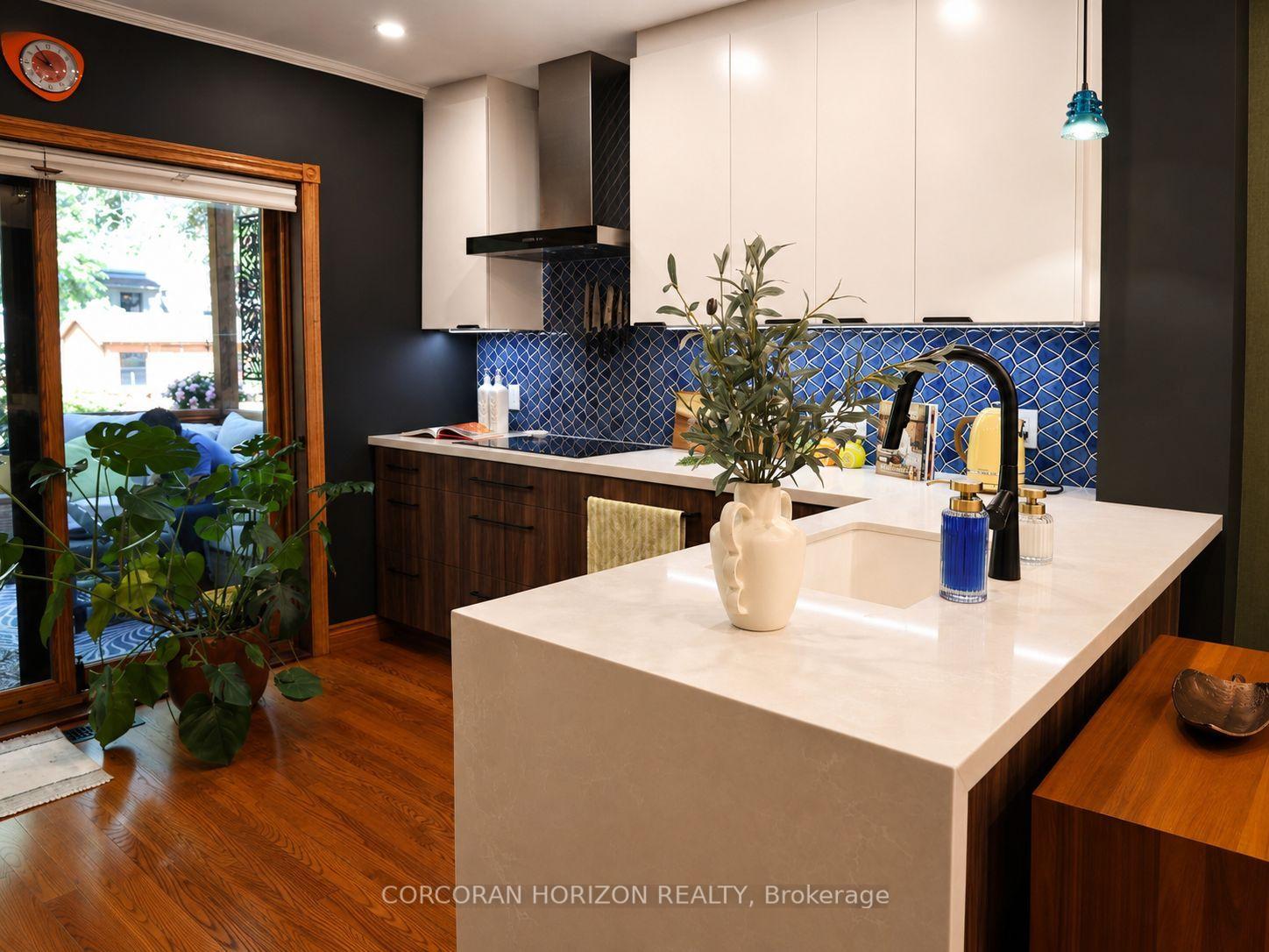 Photo 12 of 402 Rhodes Avenue, Toronto, Greenwood-Coxwell — HOMEH