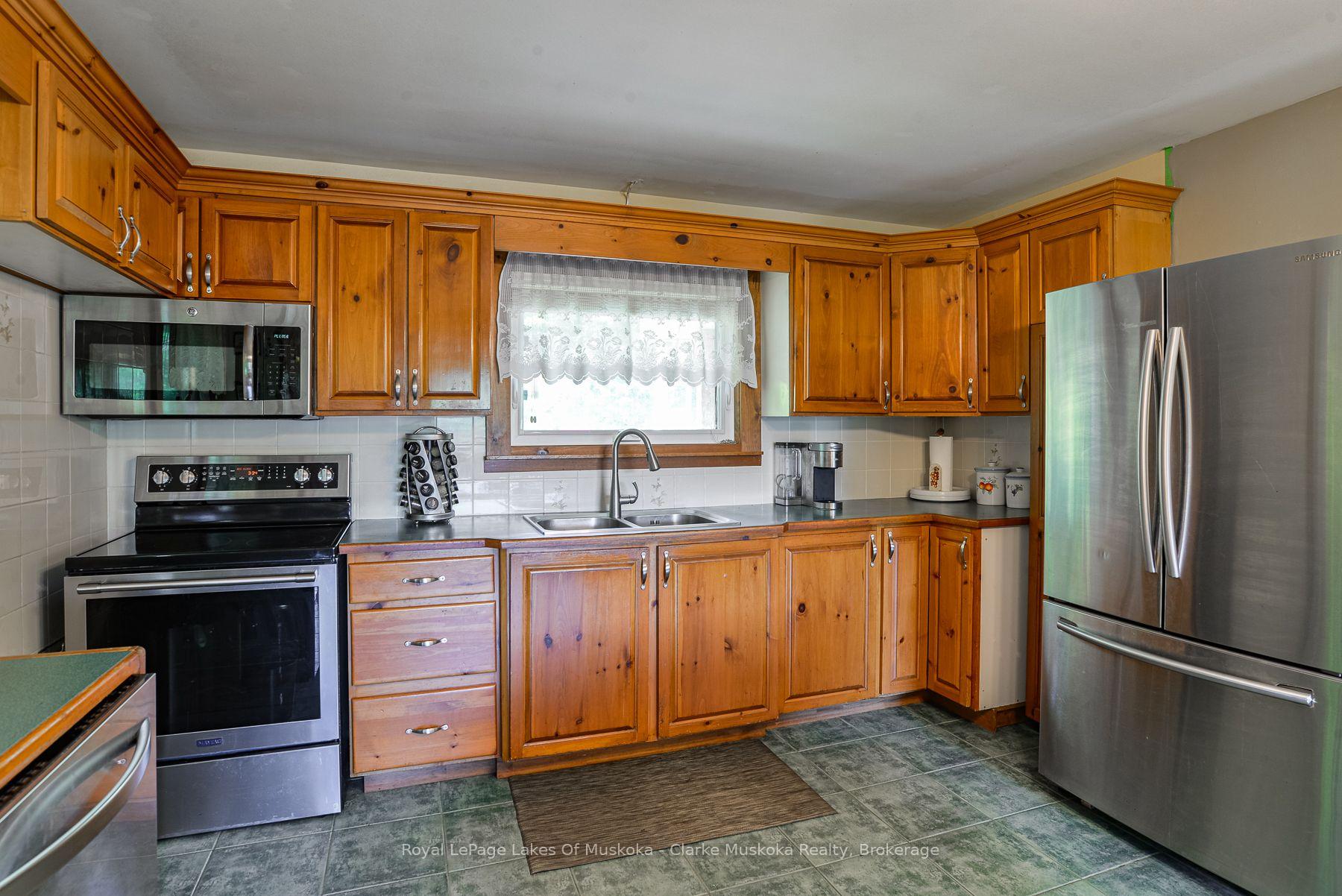Photo 11 of 1887 Ellis Road, Severn, Coldwater — HOMEH