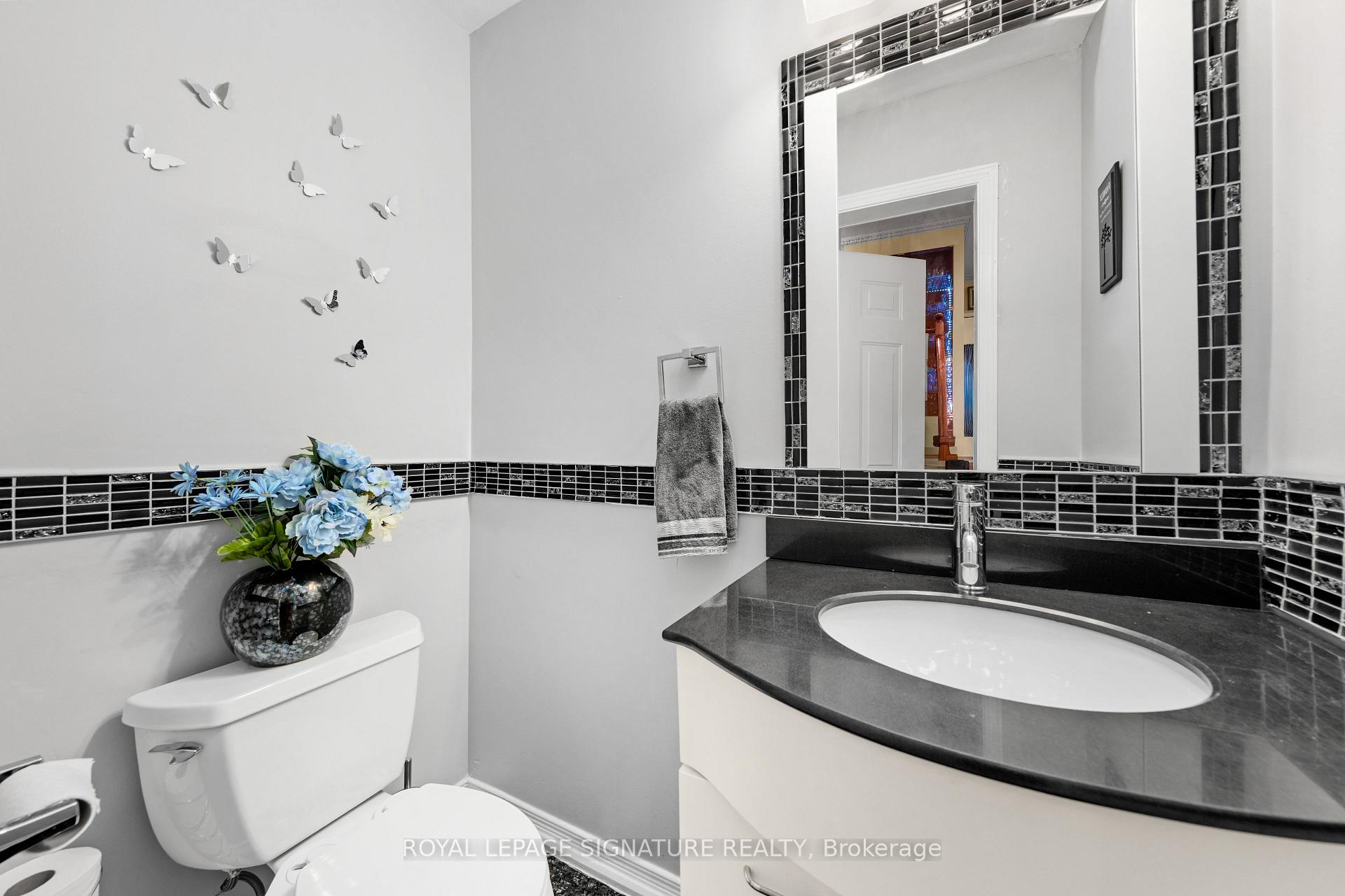 Photo 6 of 687 Twain Avenue, Mississauga, Meadowvale Village — HOMEH