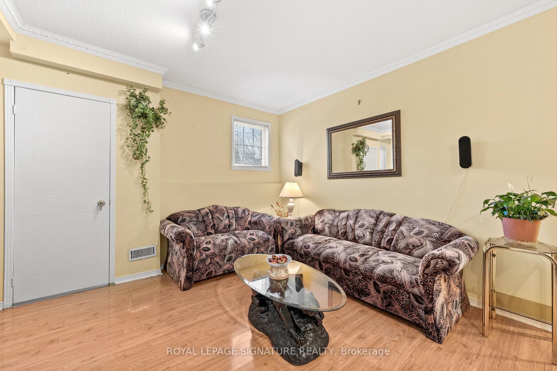 Photo 22 of 687 Twain Avenue, Mississauga, Meadowvale Village — HOMEH