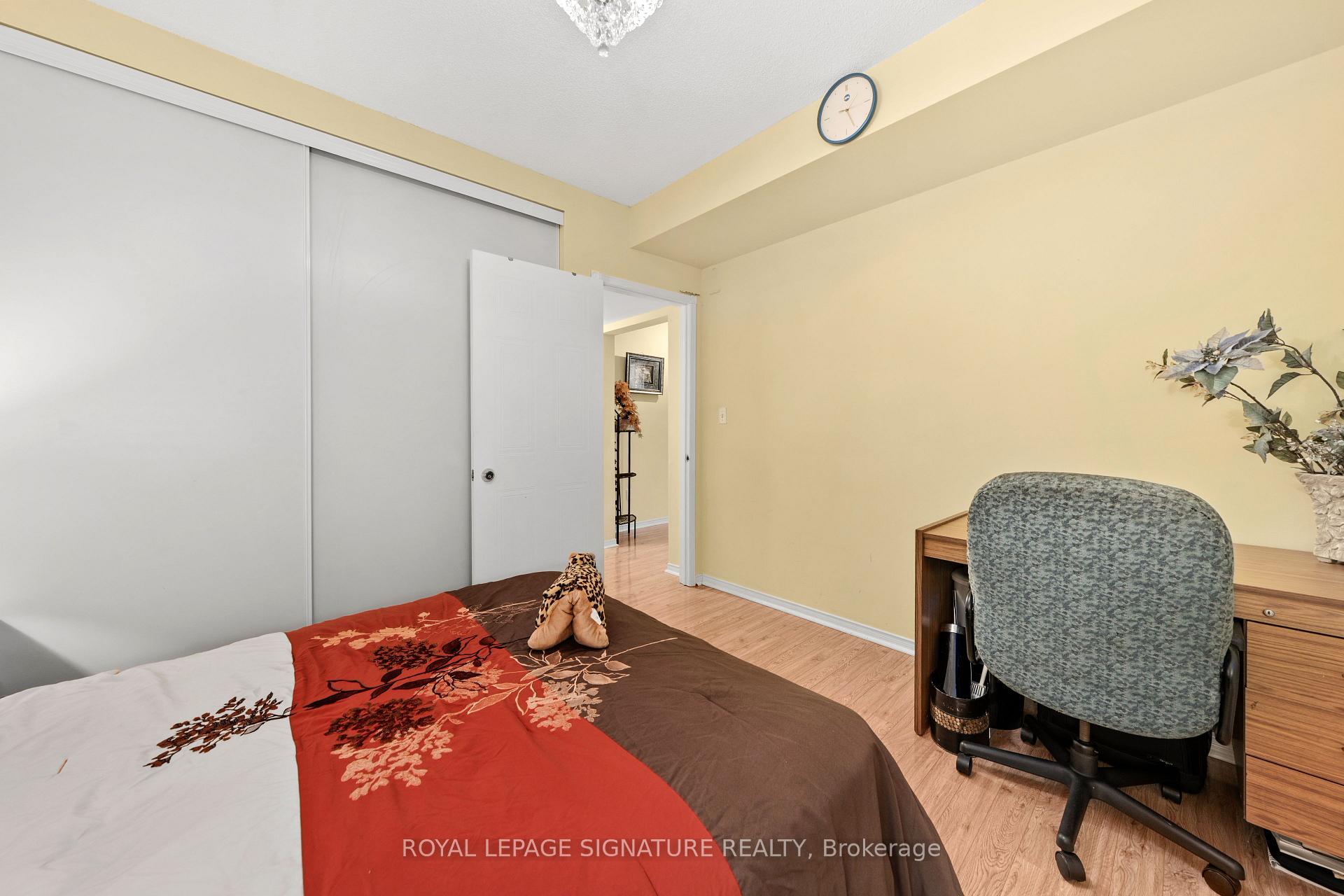 Photo 28 of 687 Twain Avenue, Mississauga, Meadowvale Village — HOMEH