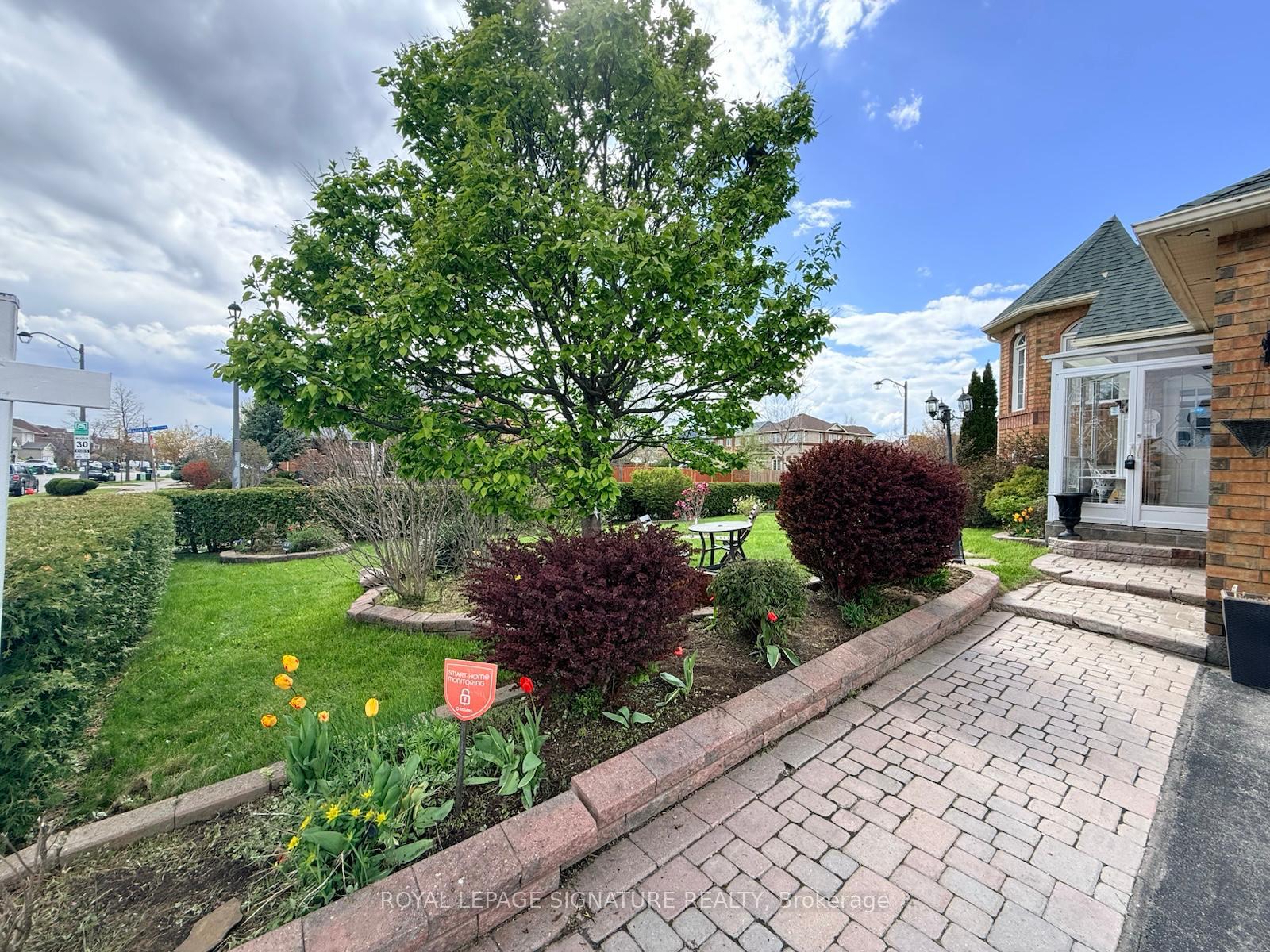 Photo 33 of 687 Twain Avenue, Mississauga, Meadowvale Village — HOMEH