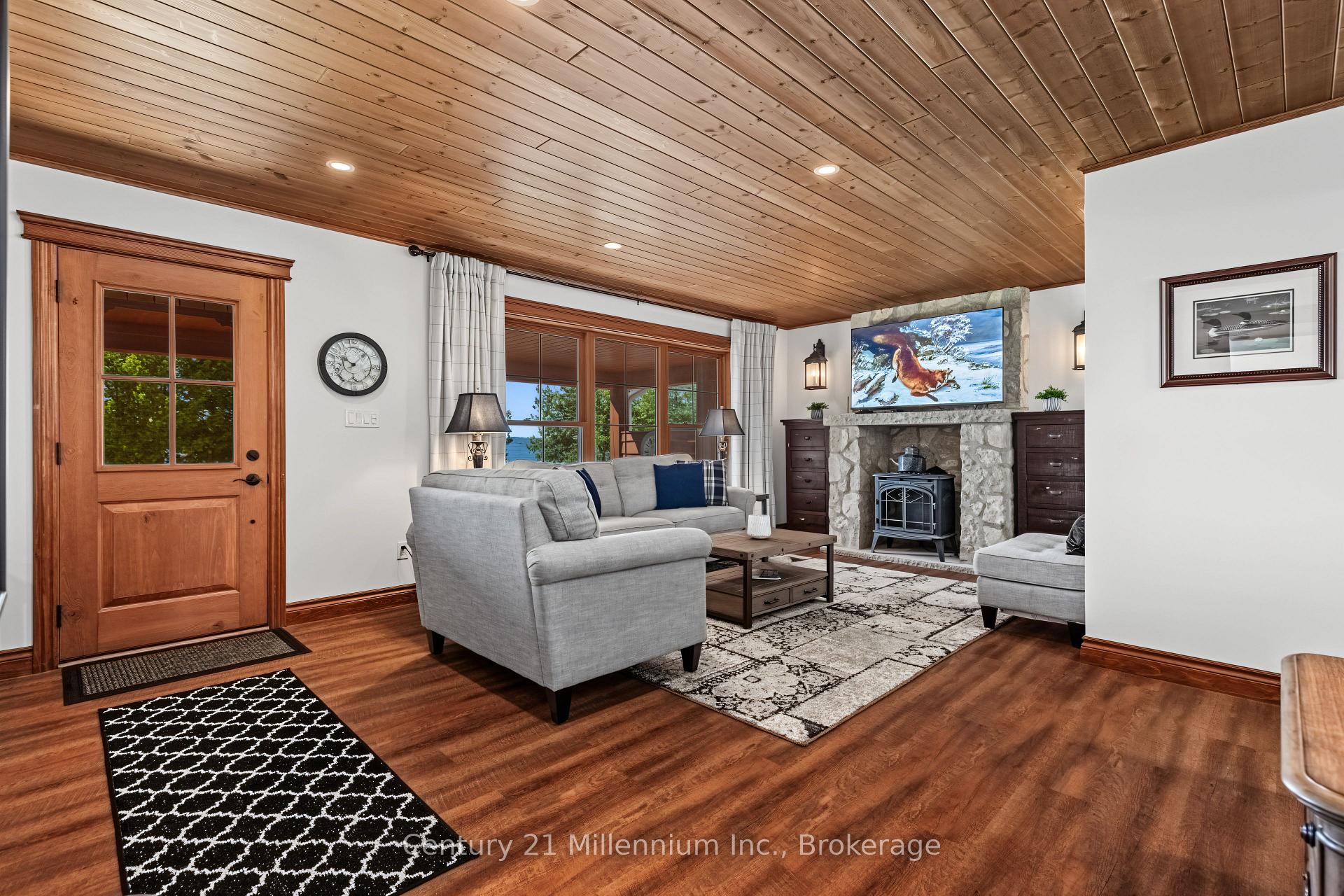 Photo 12 of 247 Mallory Beach Road, South Bruce Peninsula — HOMEH
