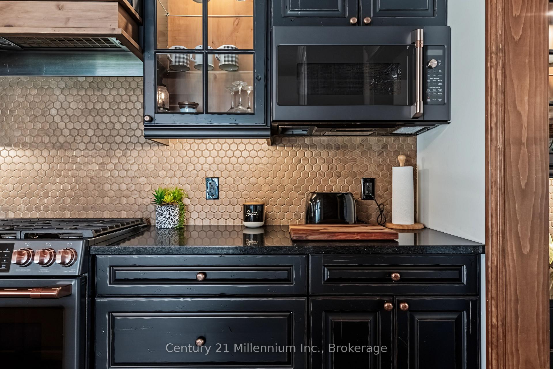Photo 23 of 247 Mallory Beach Road, South Bruce Peninsula — HOMEH