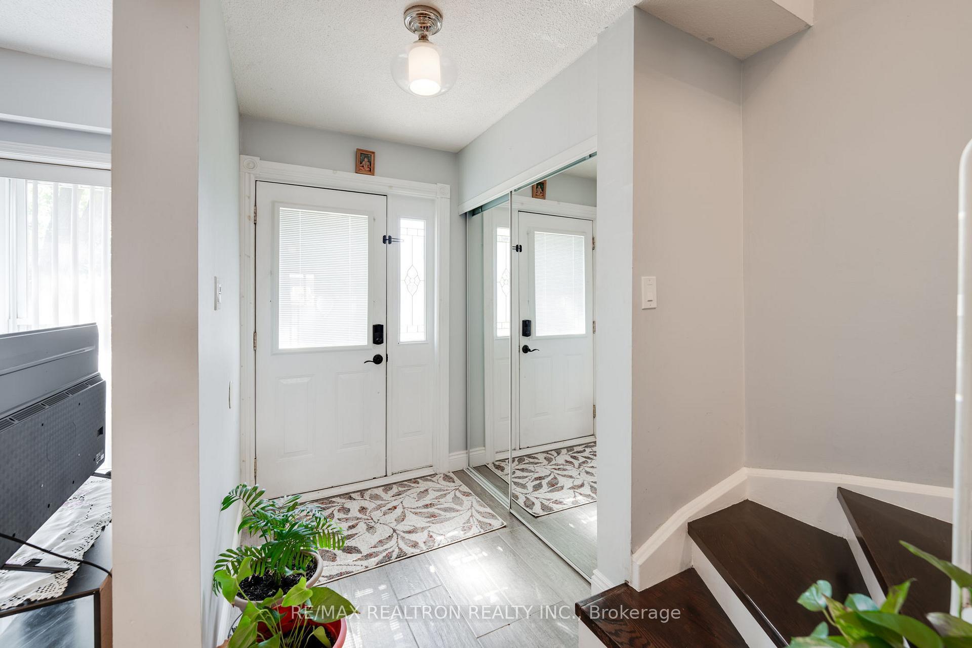 Photo 7 of 1 Harrison Court, Whitby, Pringle Creek — HOMEH