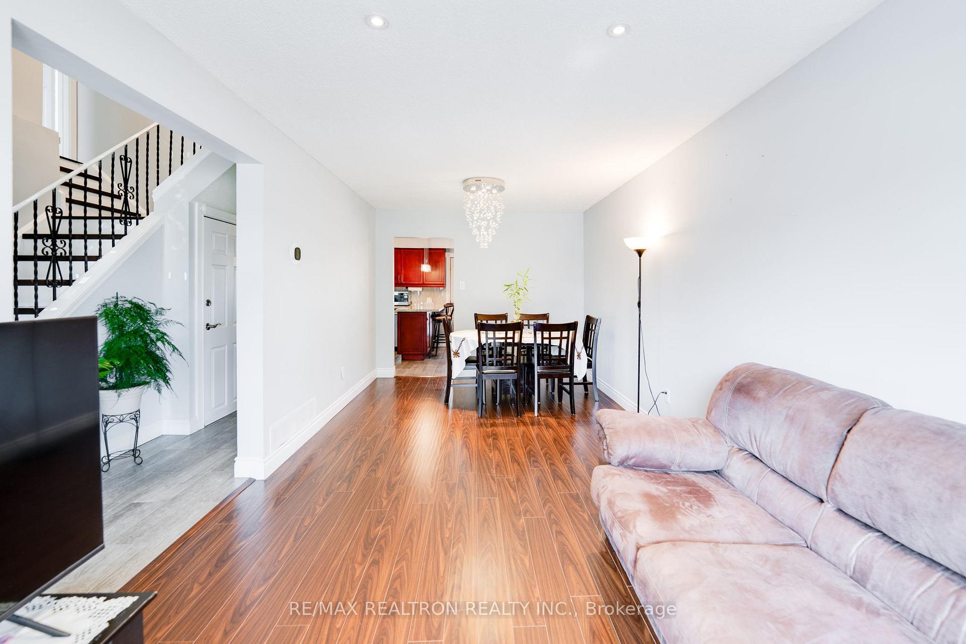 Photo 9 of 1 Harrison Court, Whitby, Pringle Creek — HOMEH