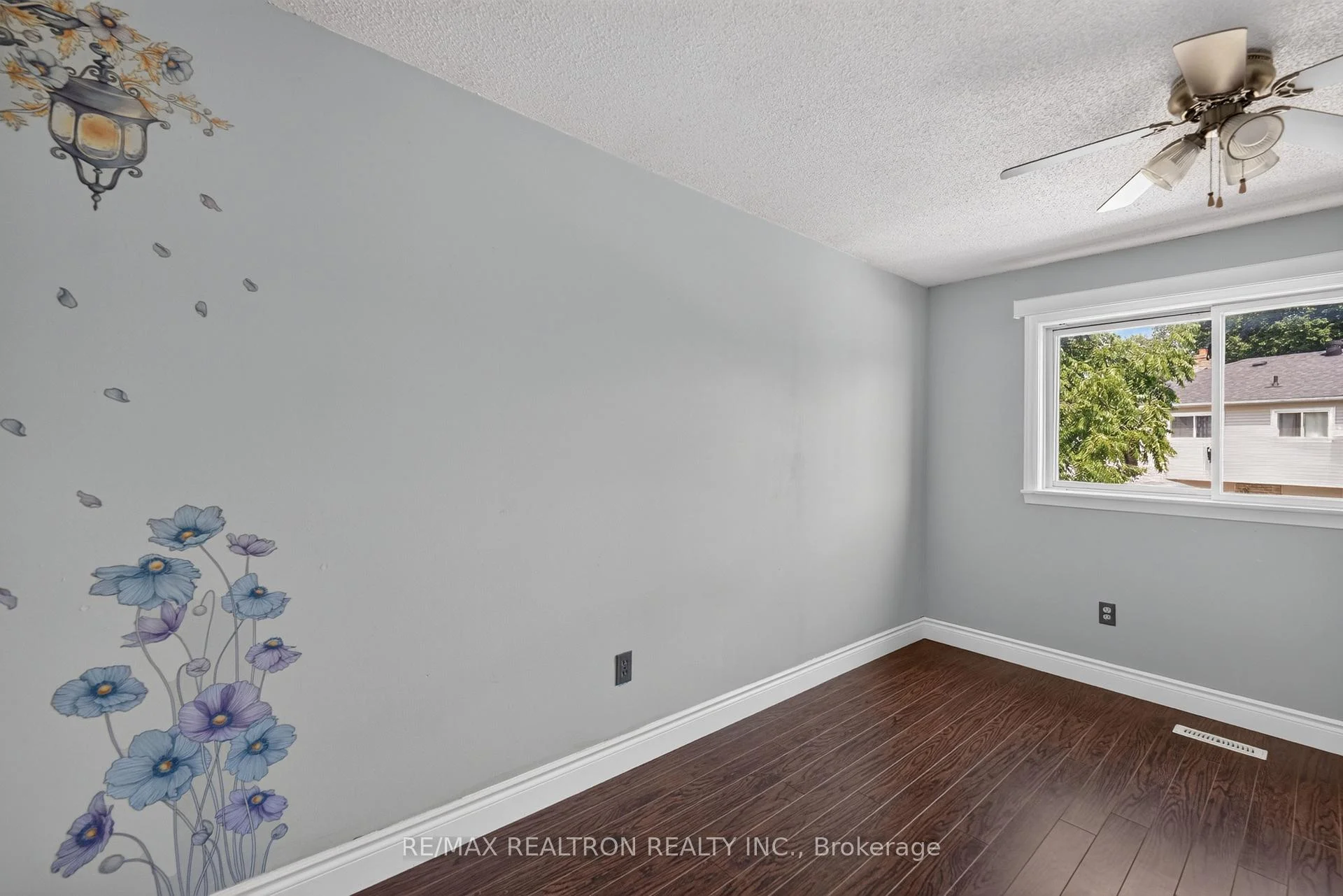 Photo 46 of 1 Harrison Court, Whitby, Pringle Creek — HOMEH