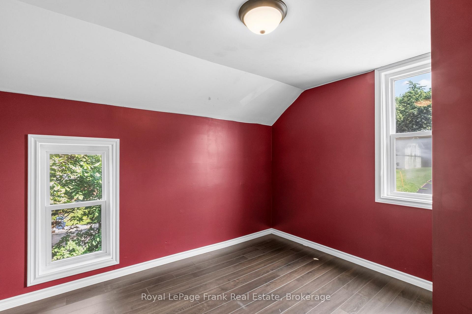 Photo 15 of 174 Elgin Street, Centre Hastings — HOMEH