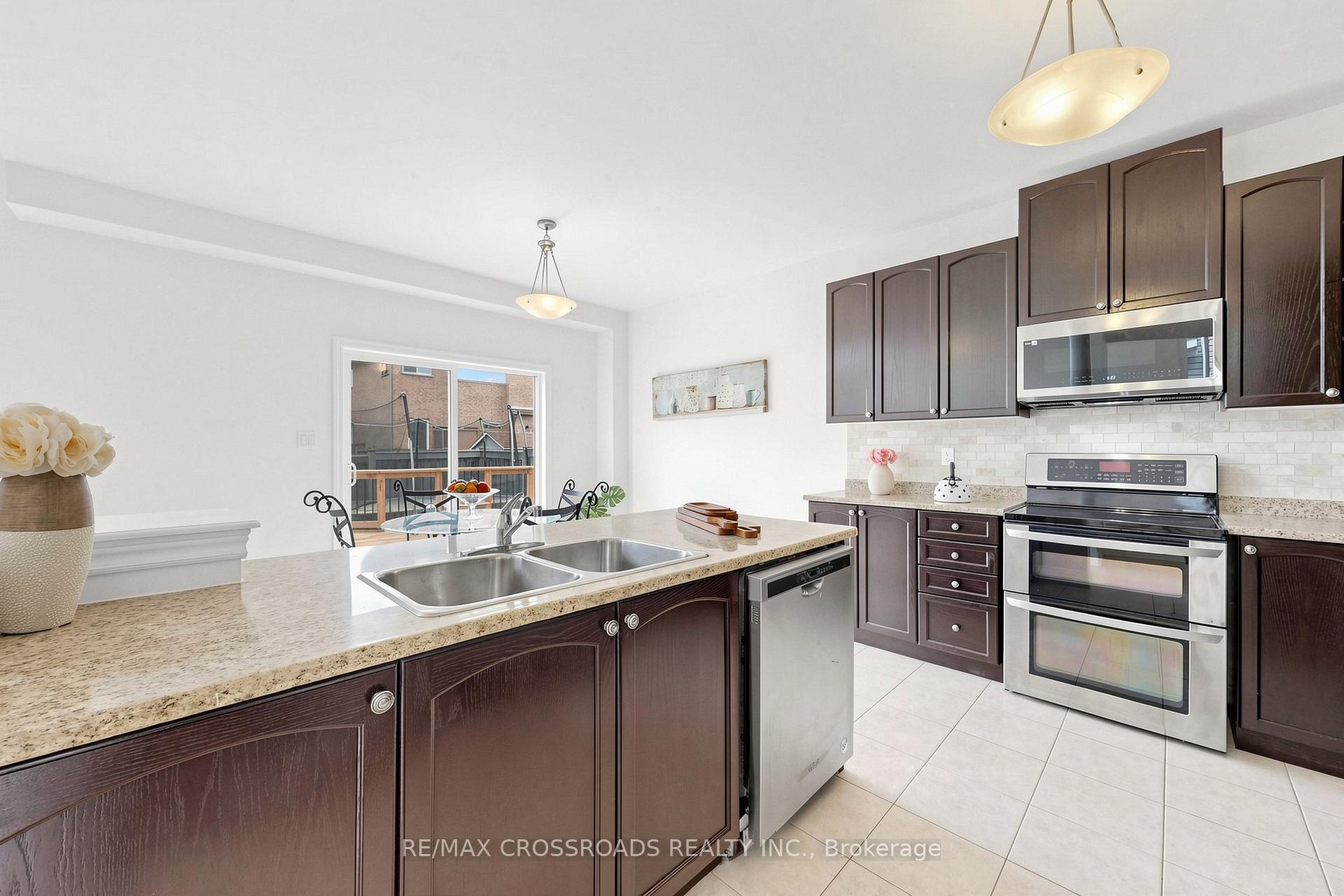 Photo 15 of 55 John Link Avenue, Georgina, Sutton & Jackson's Point — HOMEH