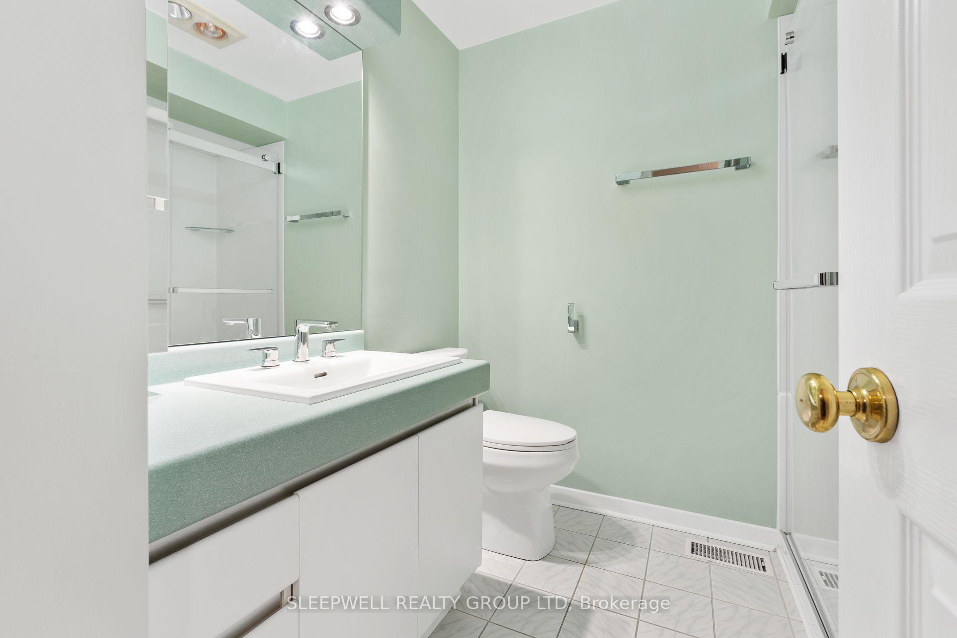 Photo 12 of 42 Charkay Street, Ottawa, Borden Farm/Stewart Farm/Carleton Heights/Parkwood Hills — HOMEH