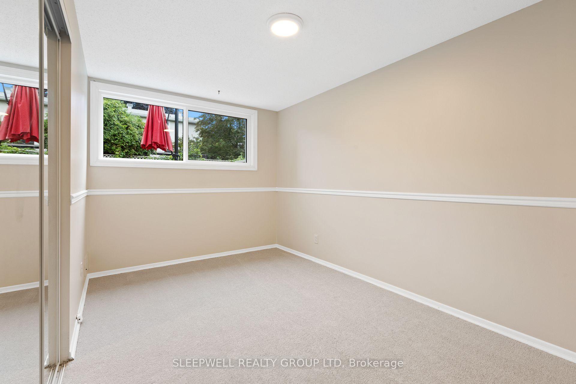 Photo 15 of 42 Charkay Street, Ottawa, Borden Farm/Stewart Farm/Carleton Heights/Parkwood Hills — HOMEH