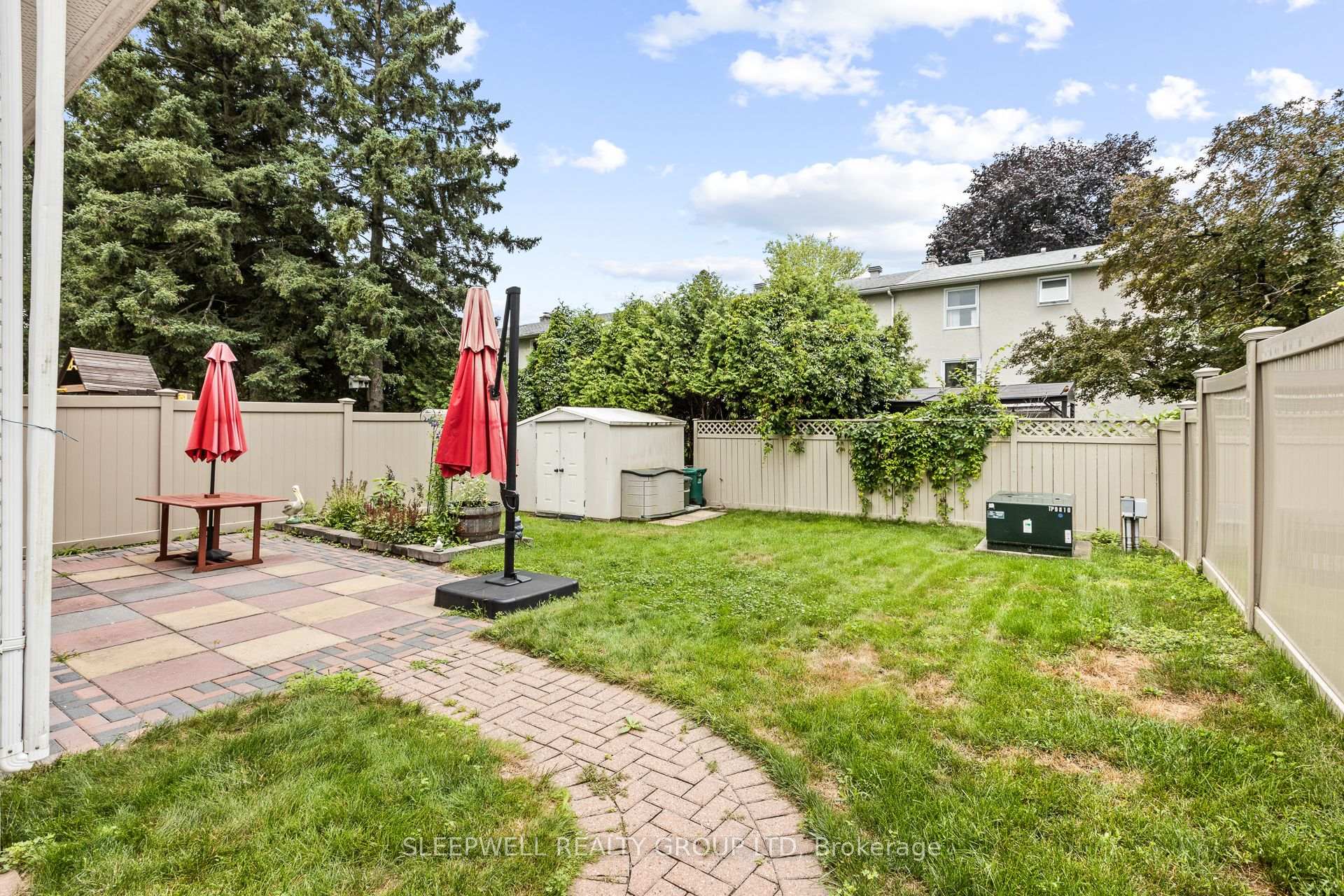 Photo 19 of 42 Charkay Street, Ottawa, Borden Farm/Stewart Farm/Carleton Heights/Parkwood Hills — HOMEH