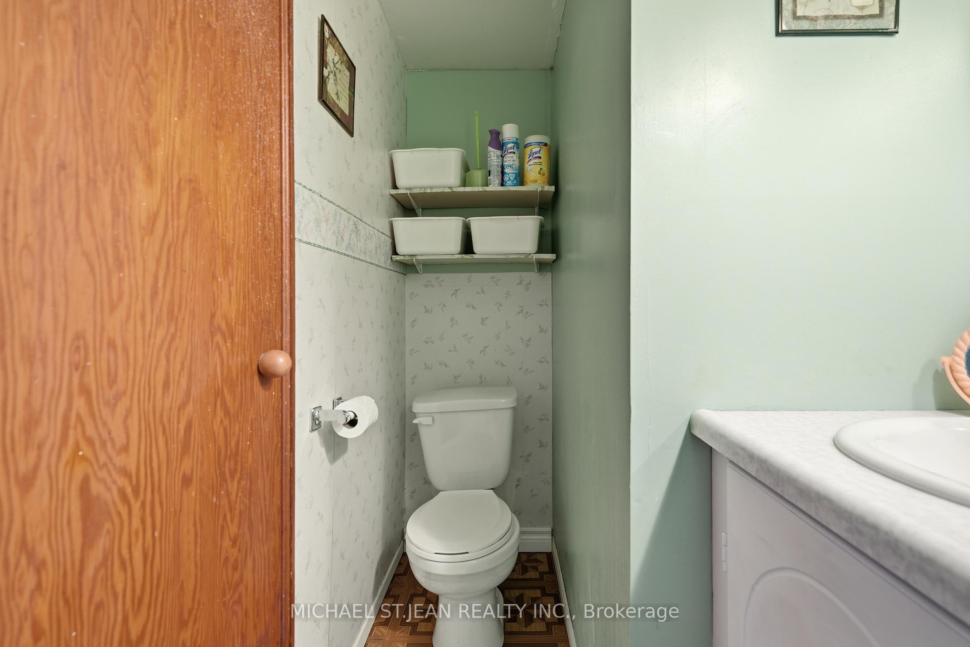 Photo 22 of 35 Chetwood Street, St. Catharines, Western Hill — HOMEH