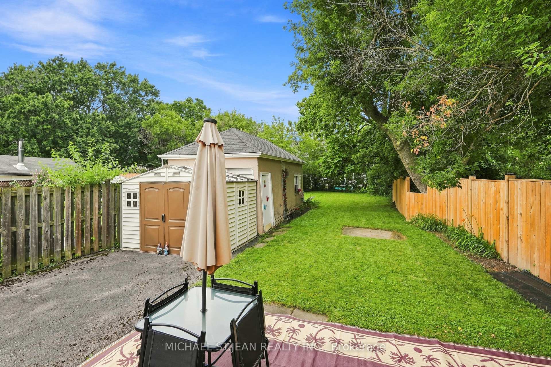 Photo 29 of 35 Chetwood Street, St. Catharines, Western Hill — HOMEH