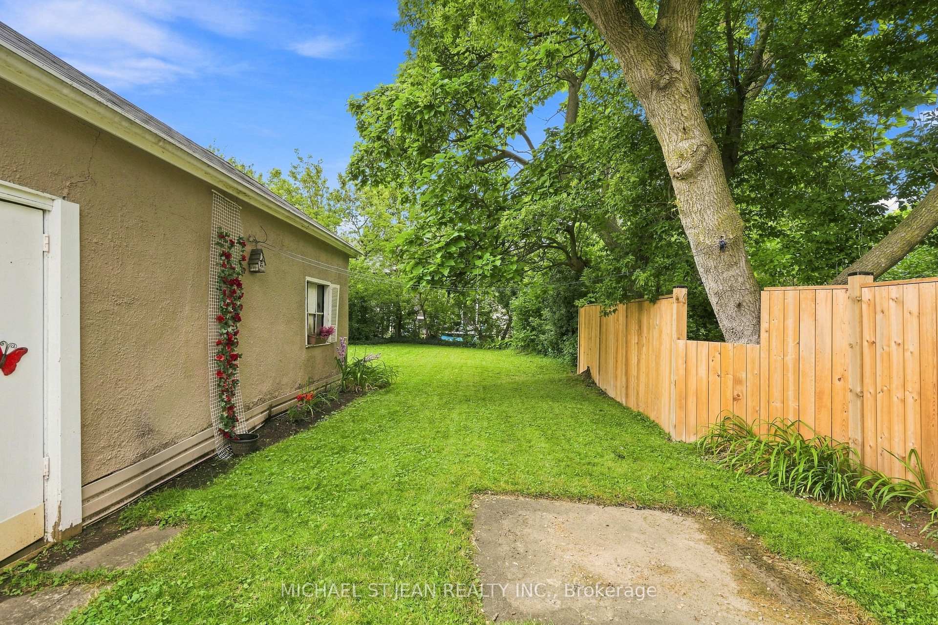 Photo 31 of 35 Chetwood Street, St. Catharines, Western Hill — HOMEH
