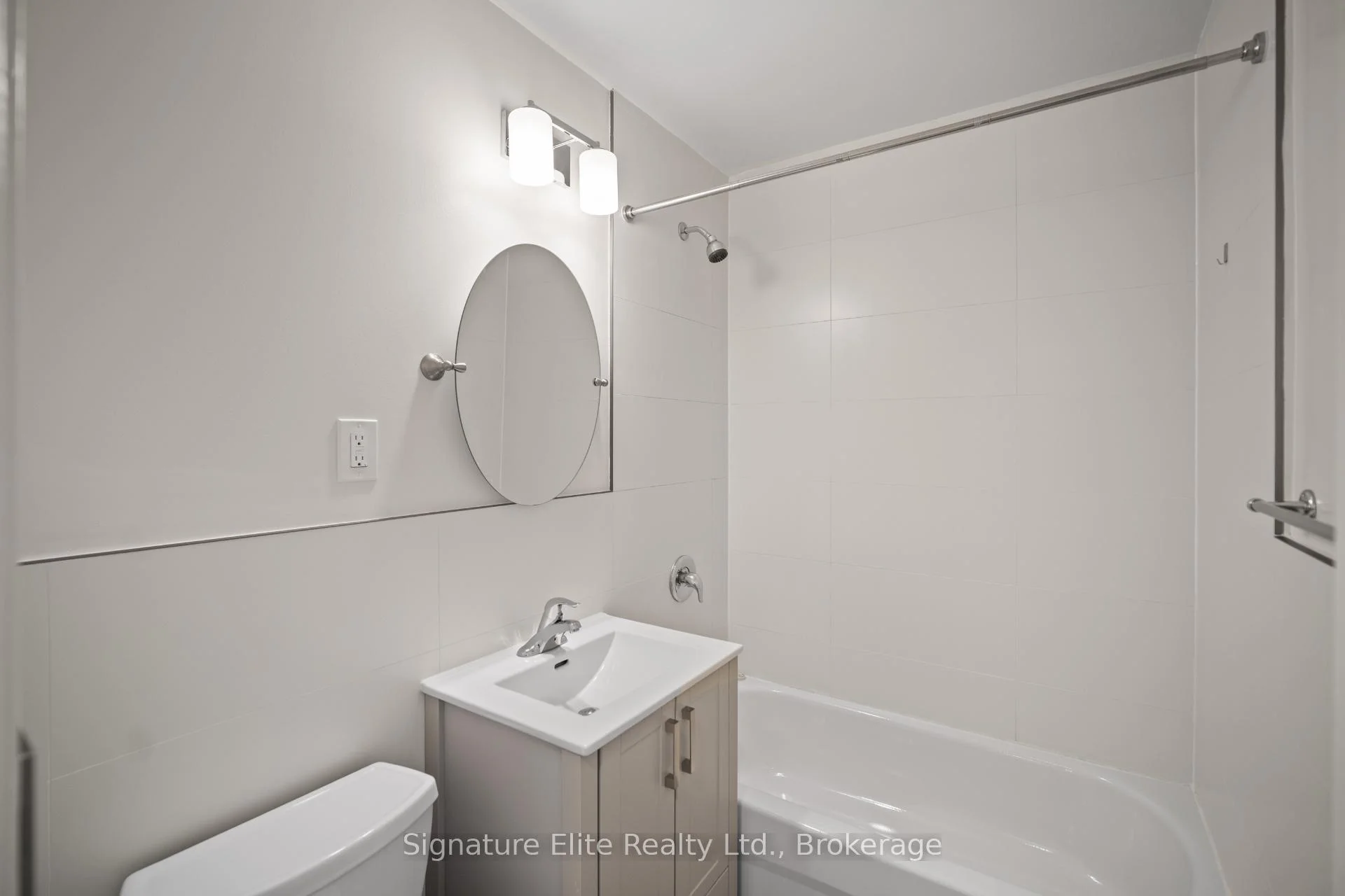 Photo 18 of Unit 406, 3 Swift Drive, North York, Victoria Village — HOMEH