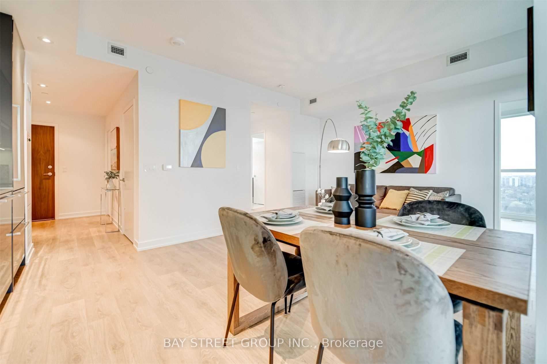 Photo 12 of Unit 2503, 117 Mcmahon Drive, North York, Bayview Village — HOMEH