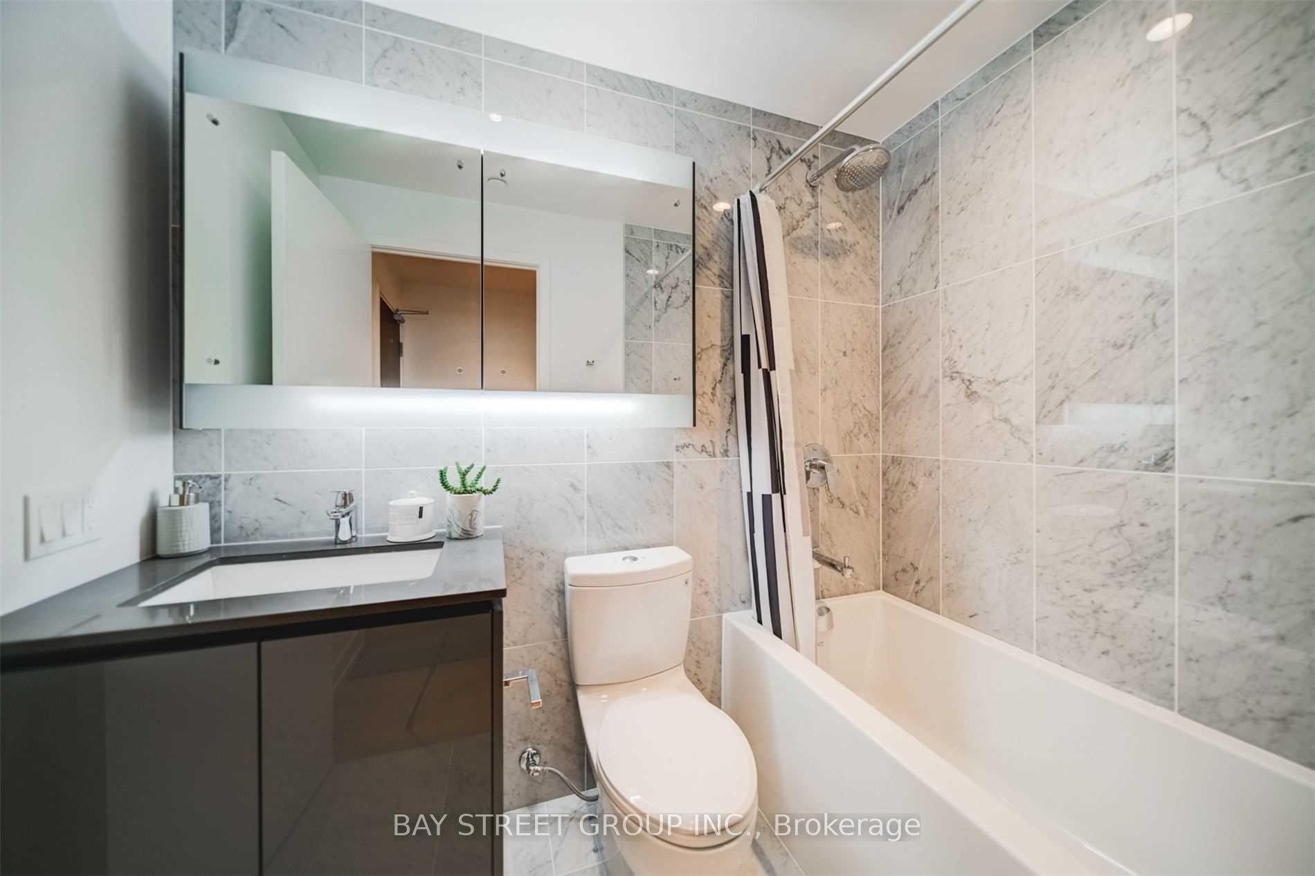 Photo 20 of Unit 2503, 117 Mcmahon Drive, North York, Bayview Village — HOMEH