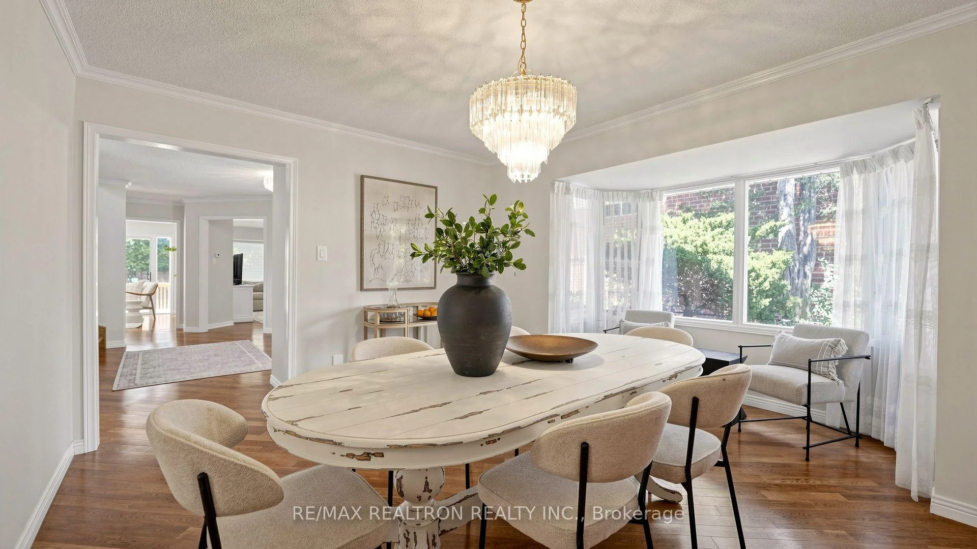 Photo 15 of 103 Thornbury Circle, Vaughan, Crestwood-Springfarm-Yorkhill — HOMEH