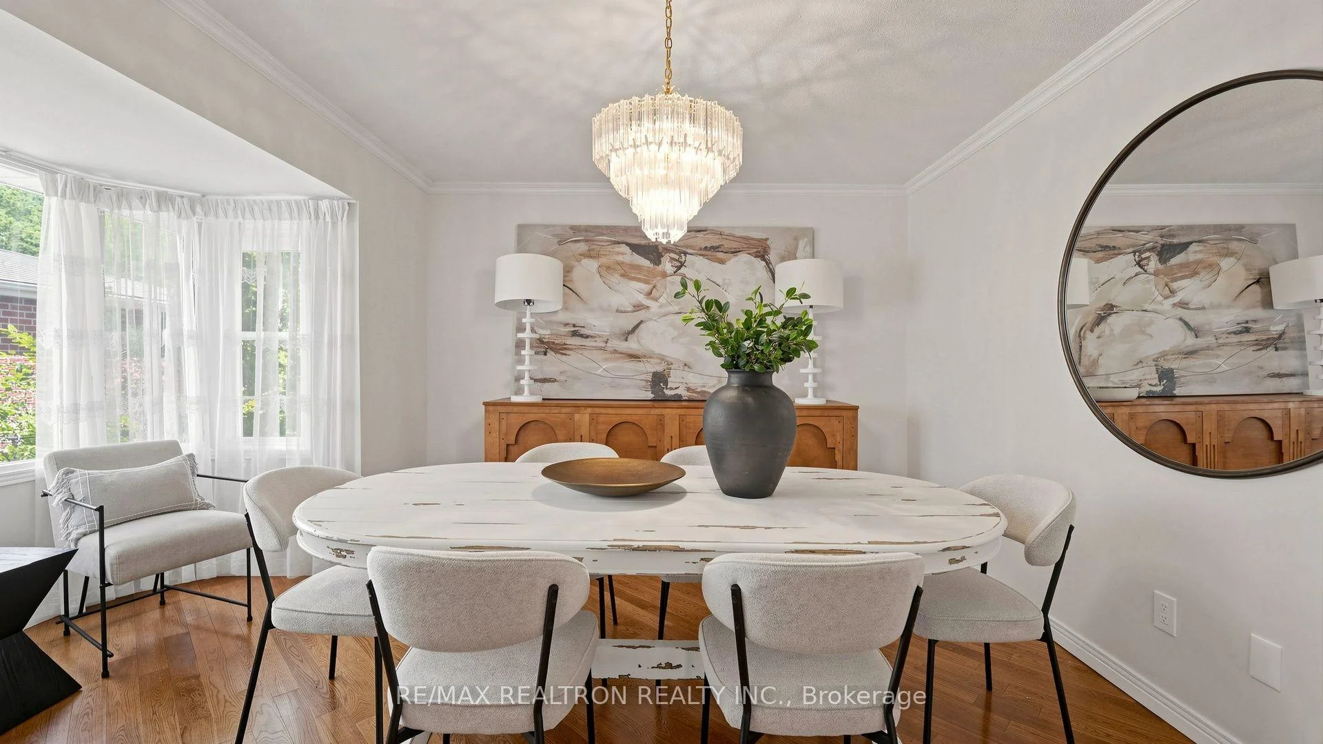 Photo 17 of 103 Thornbury Circle, Vaughan, Crestwood-Springfarm-Yorkhill — HOMEH