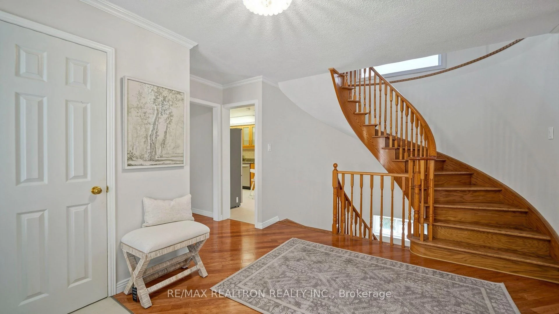 Photo 25 of 103 Thornbury Circle, Vaughan, Crestwood-Springfarm-Yorkhill — HOMEH