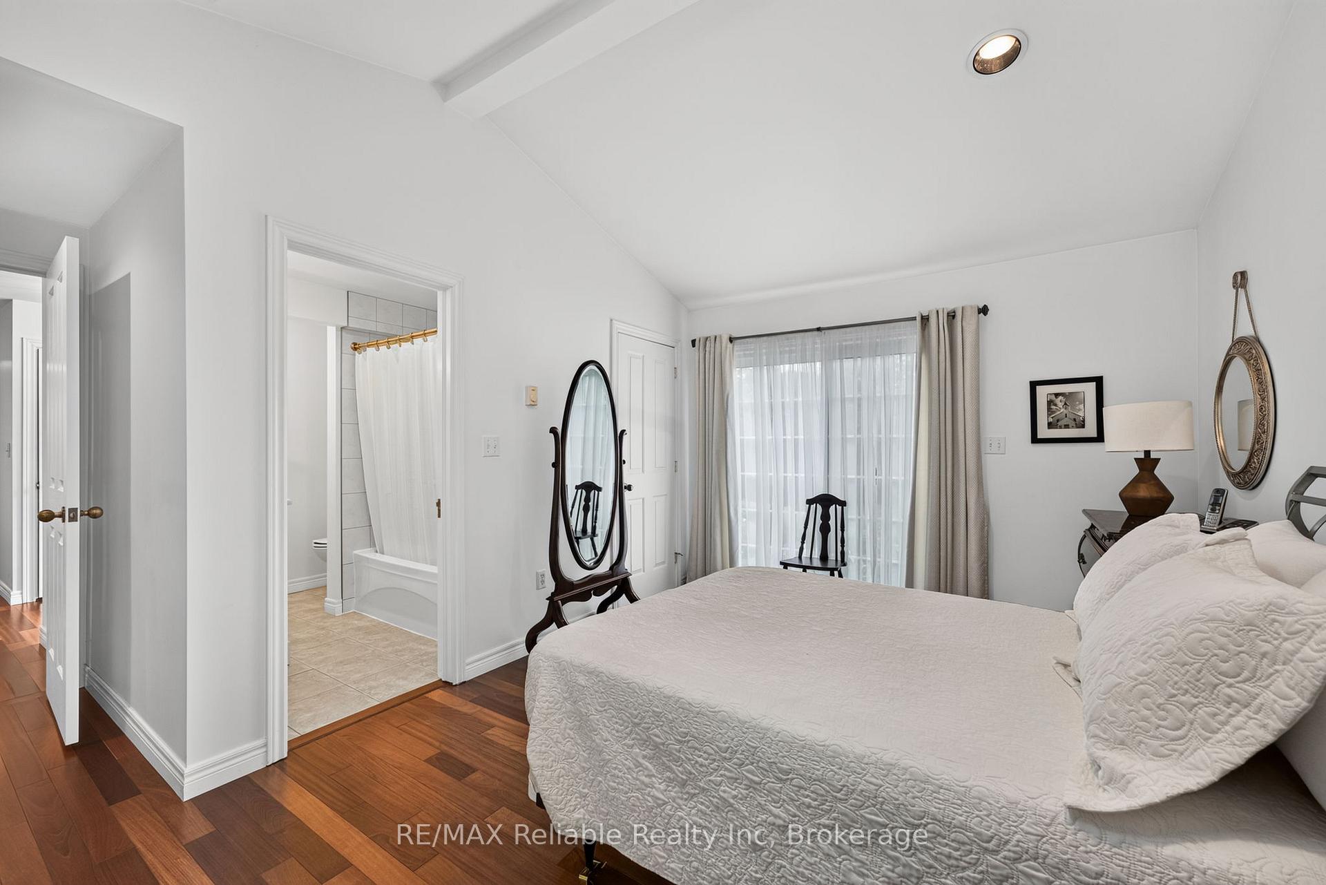 Photo 26 of 60 Tuyll Street, Bluewater, Bayfield — HOMEH