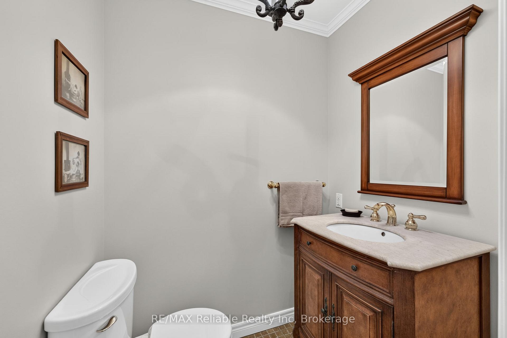 Photo 35 of 60 Tuyll Street, Bluewater, Bayfield — HOMEH