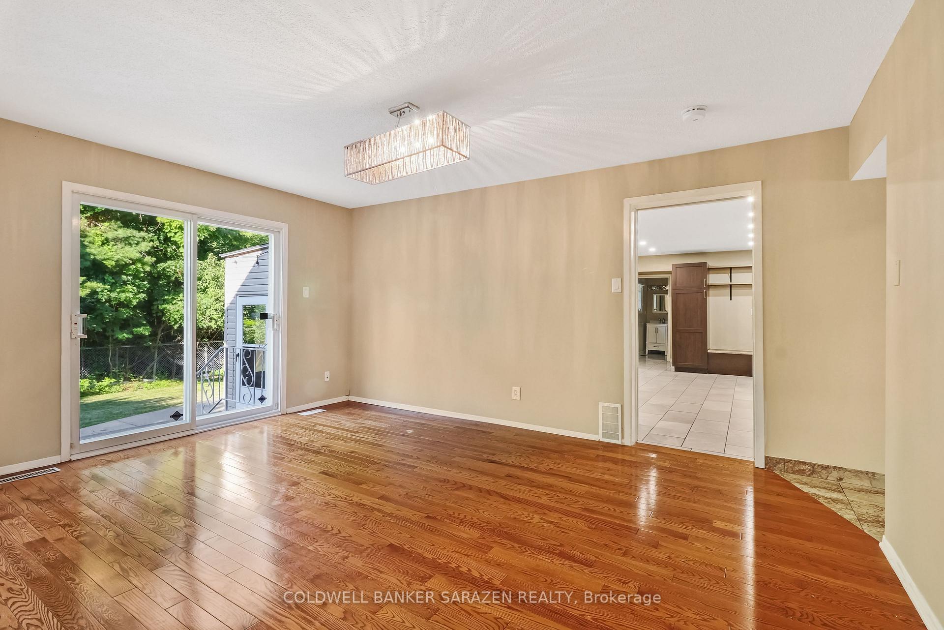 Photo 11 of 1035 Plante Drive, Ottawa, Hunt Club/Western Community — HOMEH