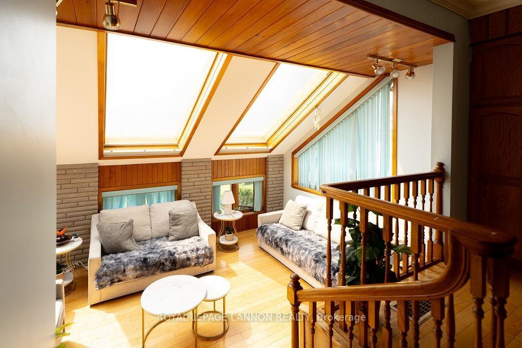 Photo 28 of 88 Carl Ave., Thunder Bay, John Street North — HOMEH