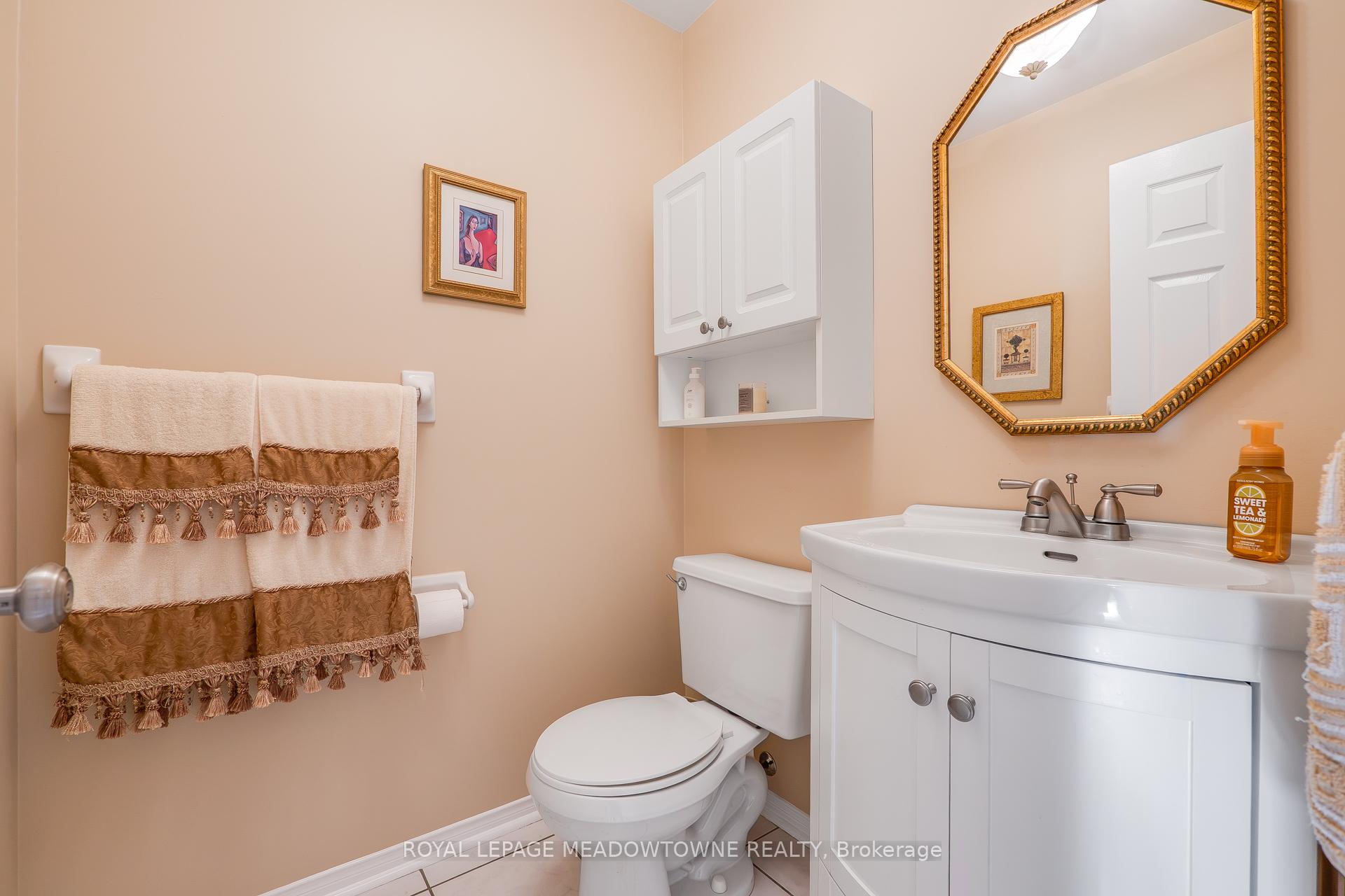 Photo 12 of 82 Miller Drive, Halton Hills, Georgetown — HOMEH