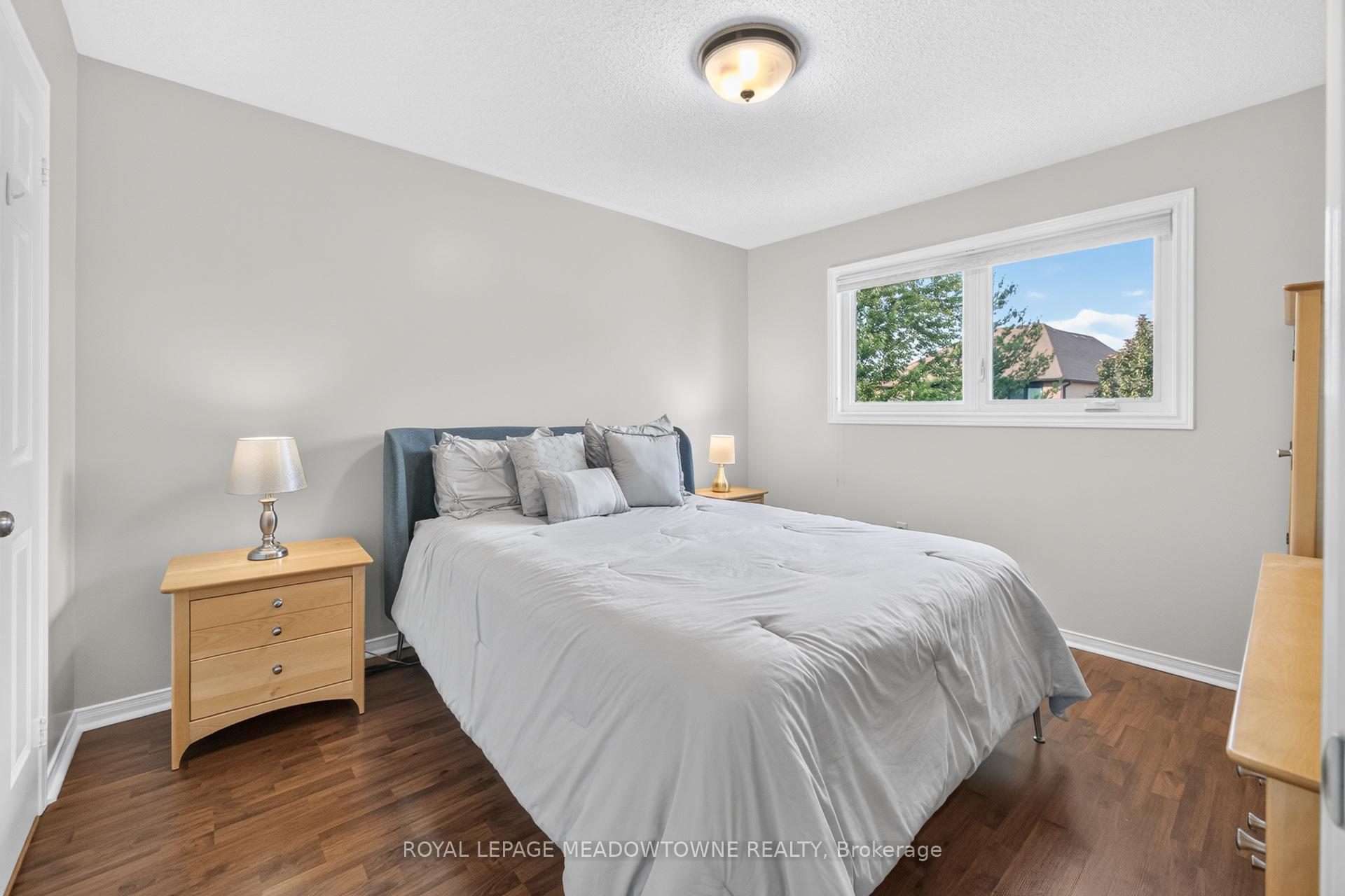Photo 29 of 82 Miller Drive, Halton Hills, Georgetown — HOMEH