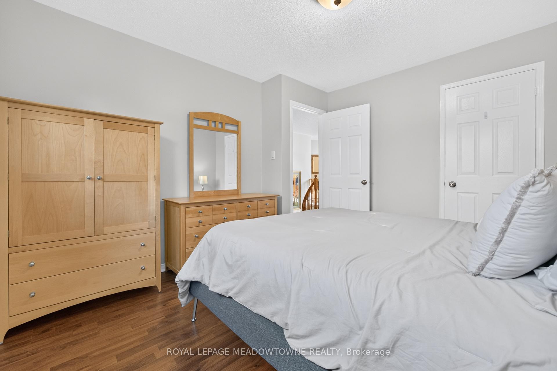 Photo 30 of 82 Miller Drive, Halton Hills, Georgetown — HOMEH