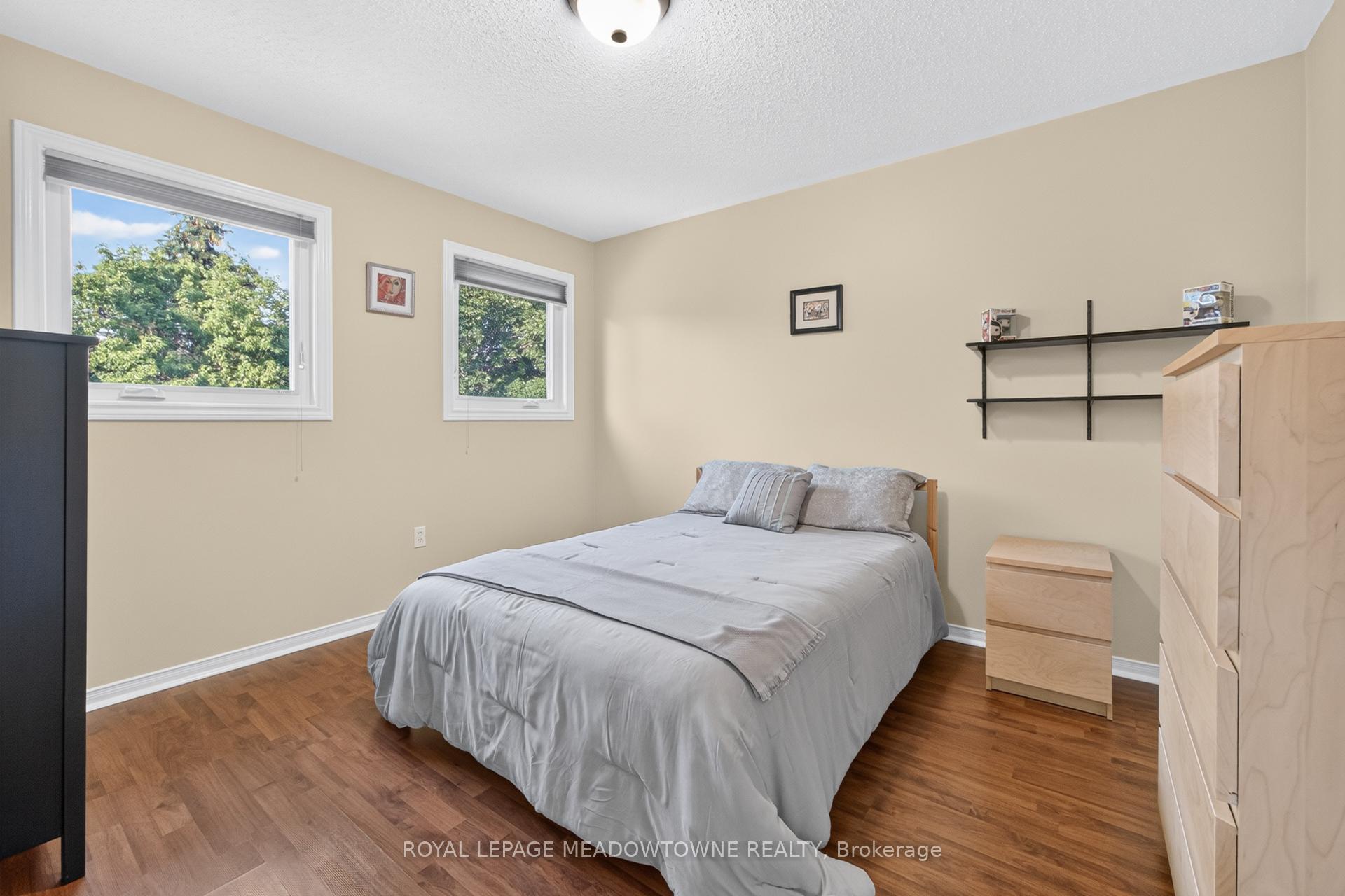 Photo 31 of 82 Miller Drive, Halton Hills, Georgetown — HOMEH
