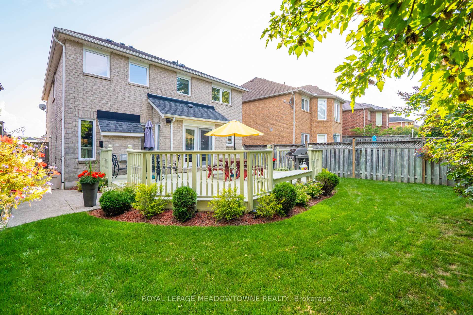 Photo 37 of 82 Miller Drive, Halton Hills, Georgetown — HOMEH