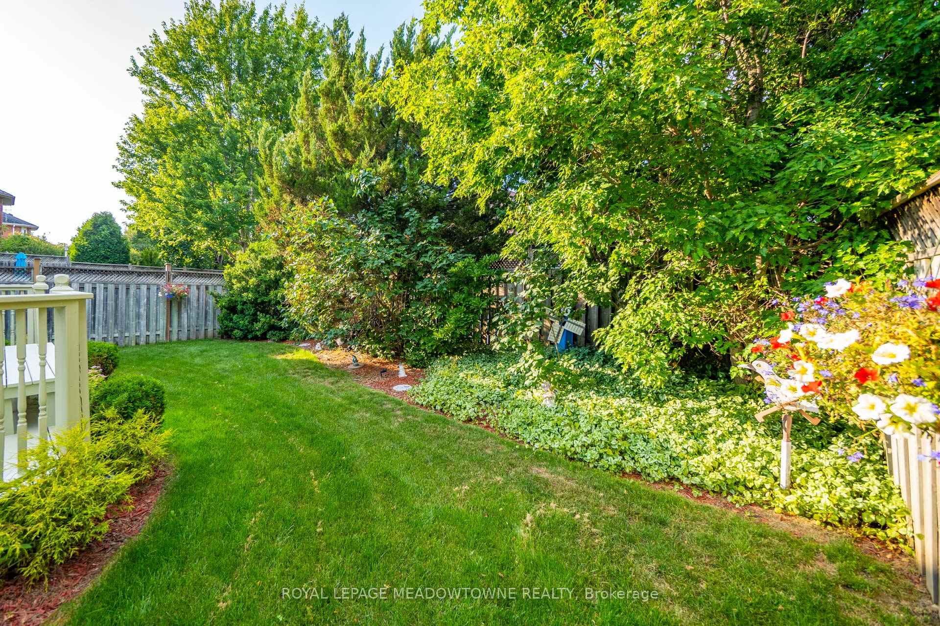 Photo 42 of 82 Miller Drive, Halton Hills, Georgetown — HOMEH