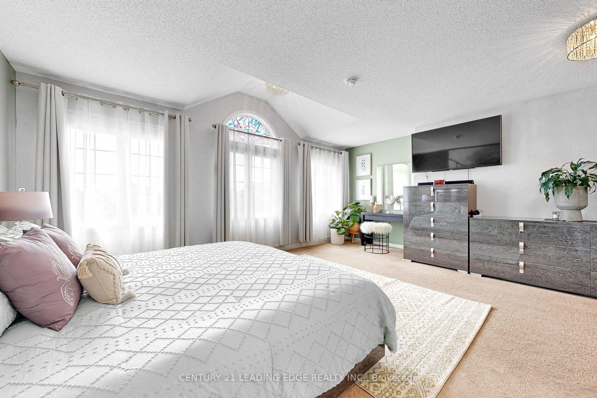 Photo 22 of 1246 Leslie Drive, Innisfil, Alcona — HOMEH