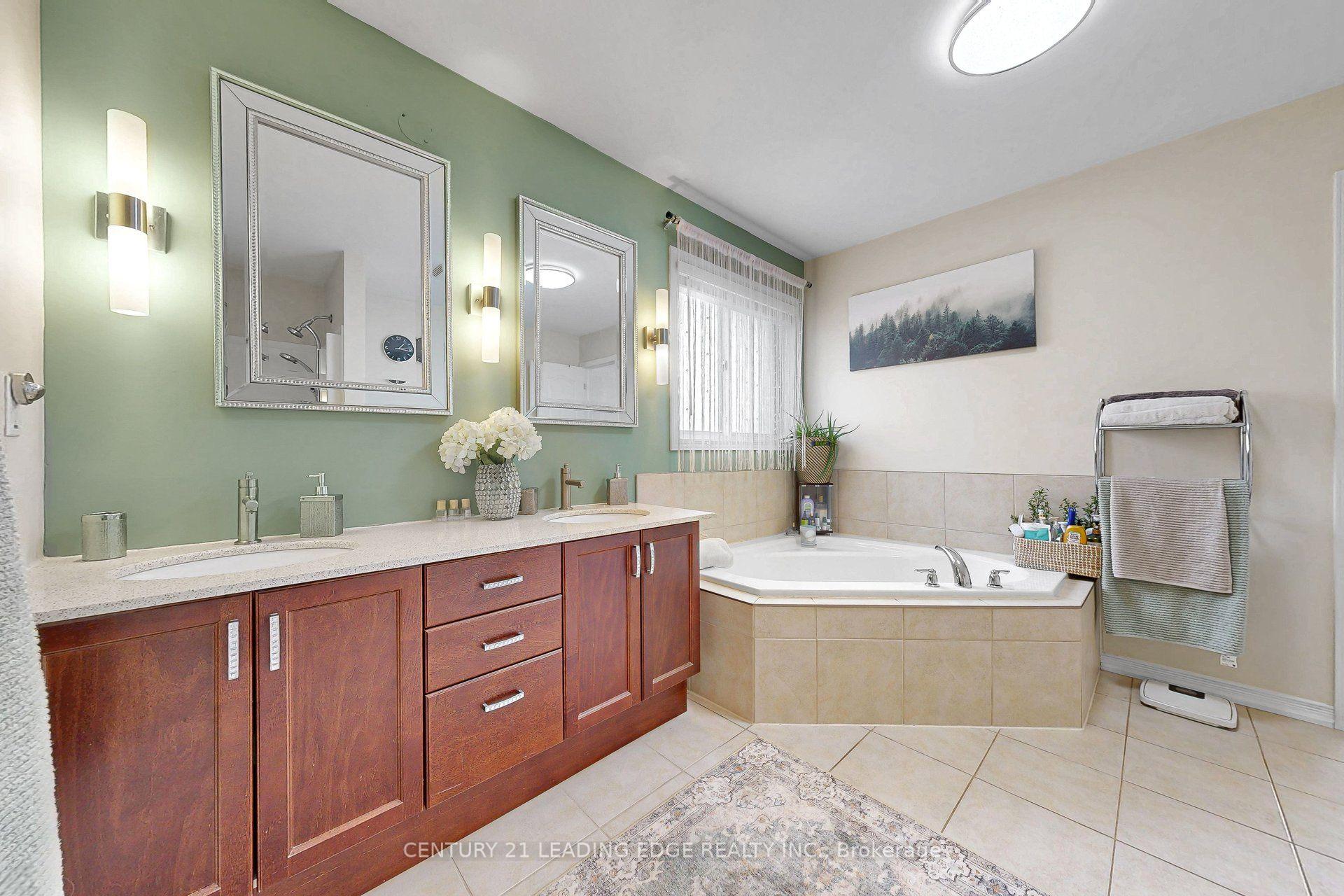 Photo 27 of 1246 Leslie Drive, Innisfil, Alcona — HOMEH