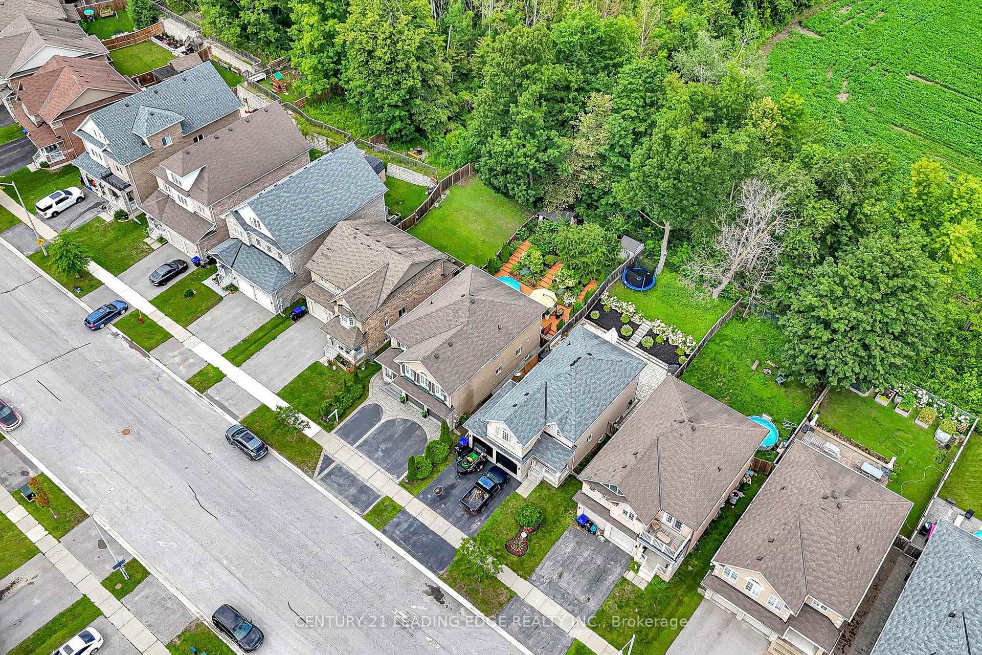 Photo 47 of 1246 Leslie Drive, Innisfil, Alcona — HOMEH