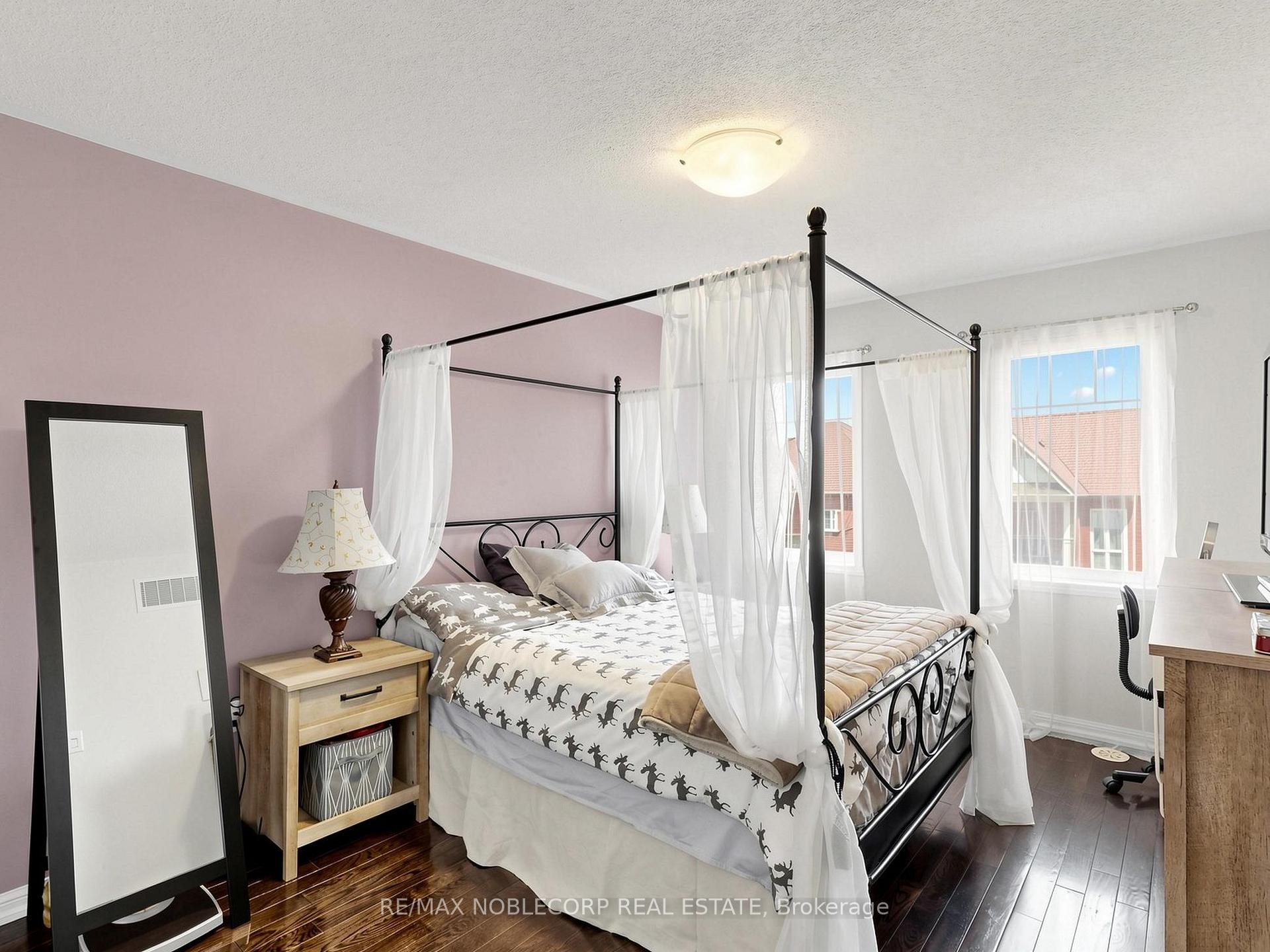 Photo 25 of 8 Deancrest Road, Brampton, Northwest Brampton — HOMEH