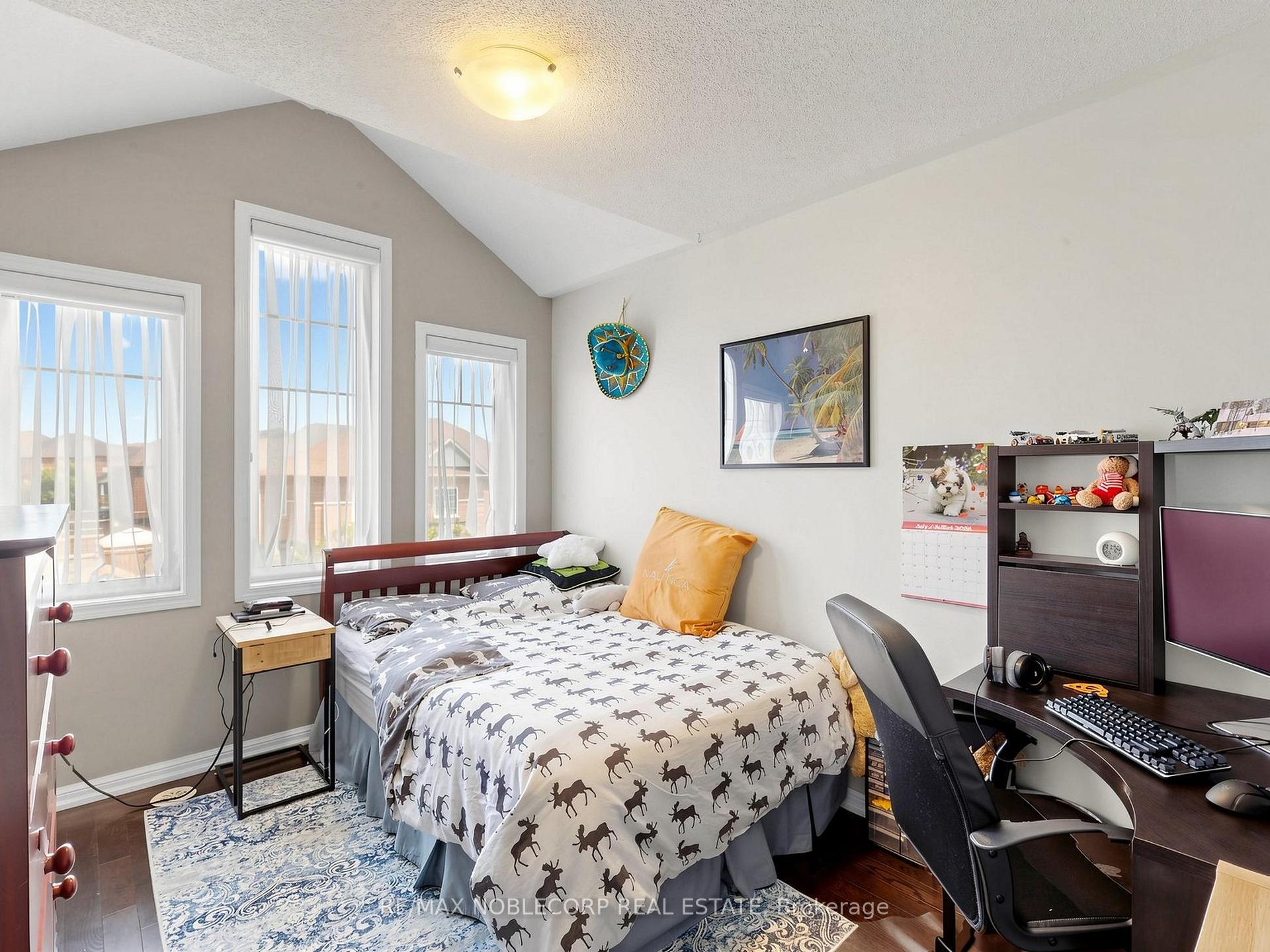 Photo 30 of 8 Deancrest Road, Brampton, Northwest Brampton — HOMEH