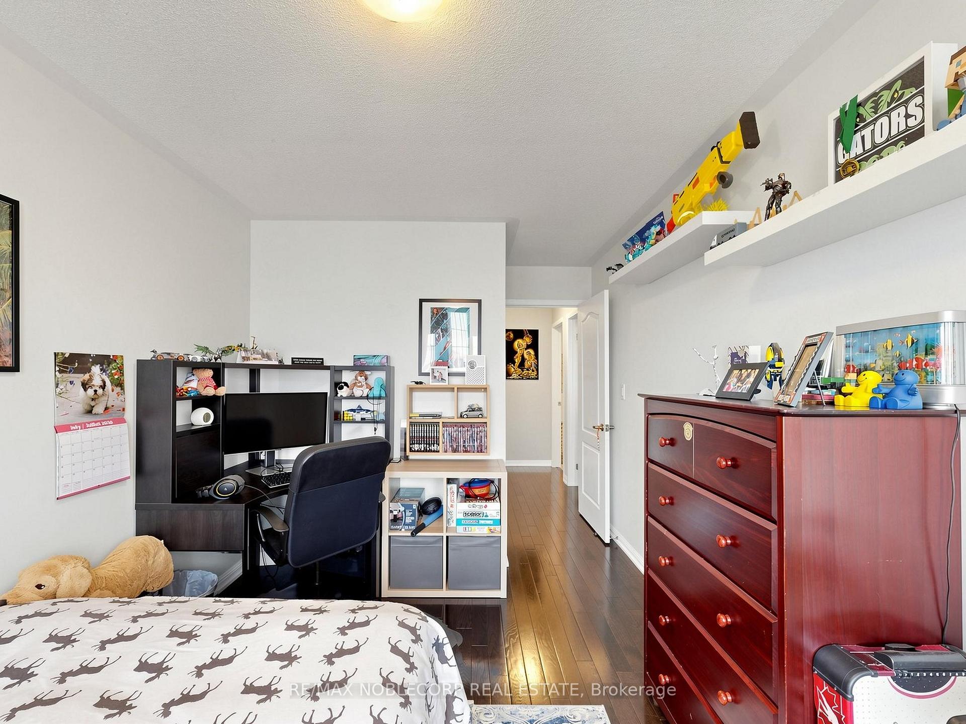 Photo 34 of 8 Deancrest Road, Brampton, Northwest Brampton — HOMEH