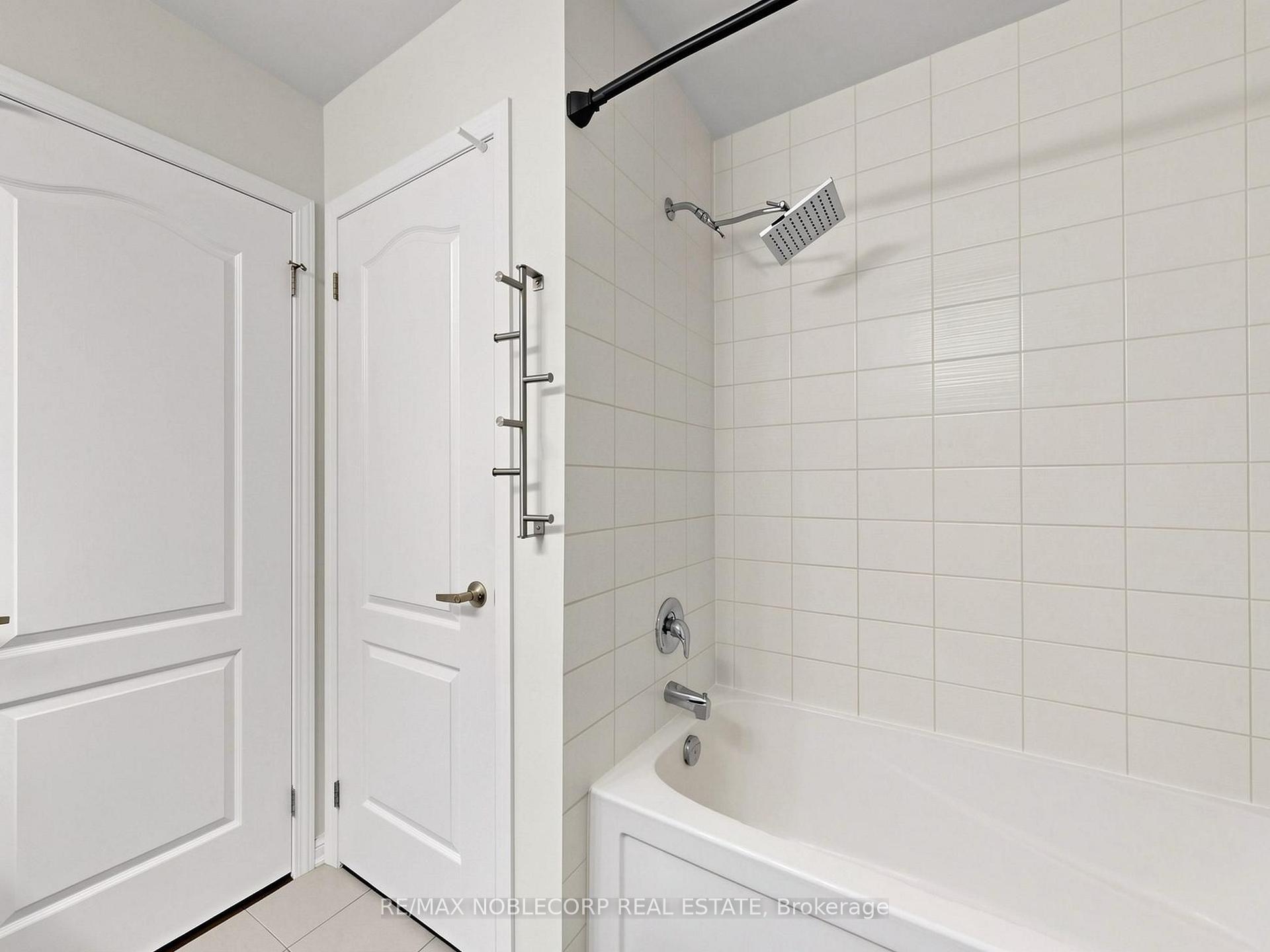 Photo 36 of 8 Deancrest Road, Brampton, Northwest Brampton — HOMEH