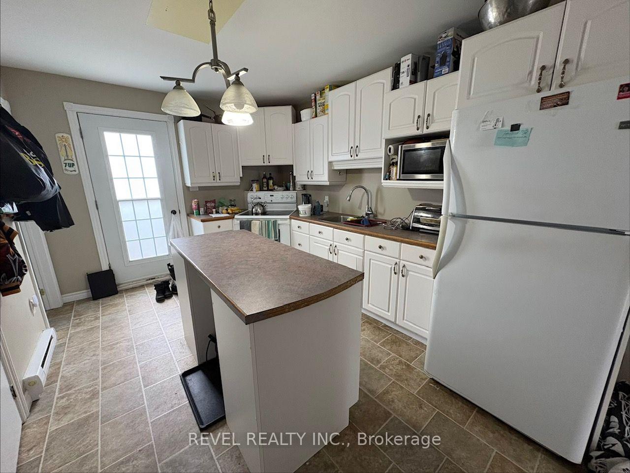 Photo 31 of Unit Fauquier, 21 Jacques Avenue, Kapuskasing, Fauquier — HOMEH
